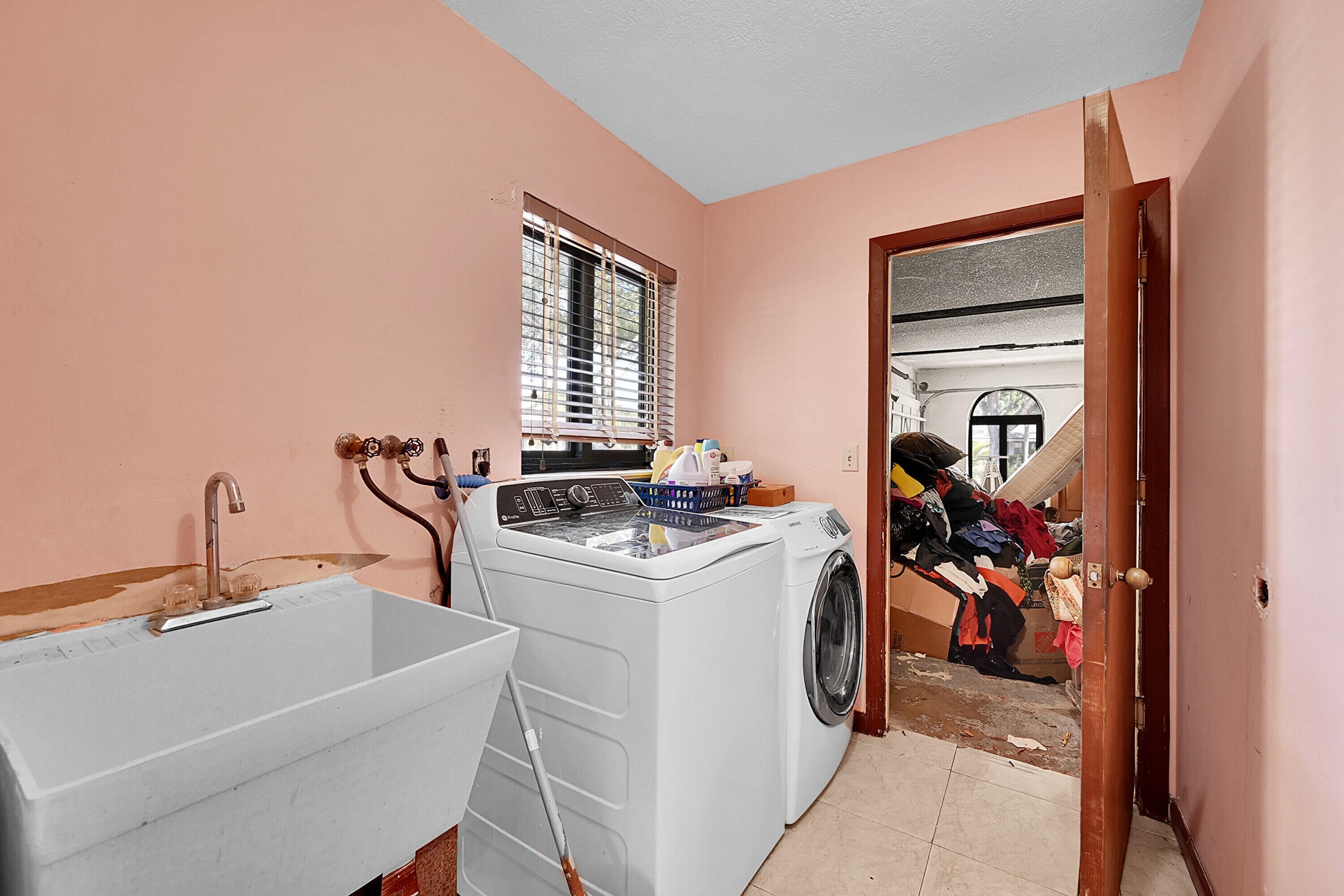 5172 NW 84th Road, Coral Springs, FL 33067 — photo 34 of 38