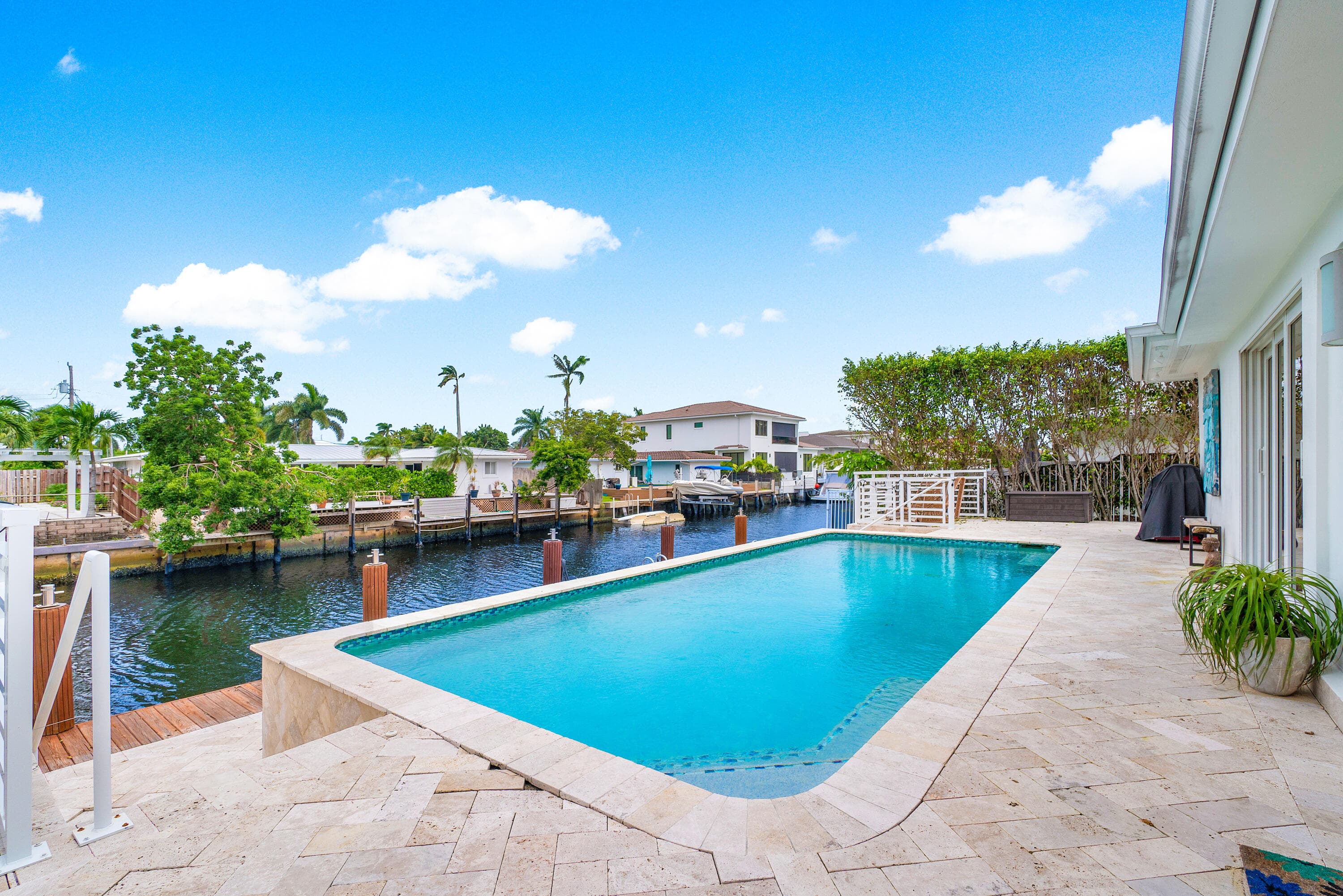 711 NE 69th Street, Boca Raton, FL 33487 — photo 7 of 34