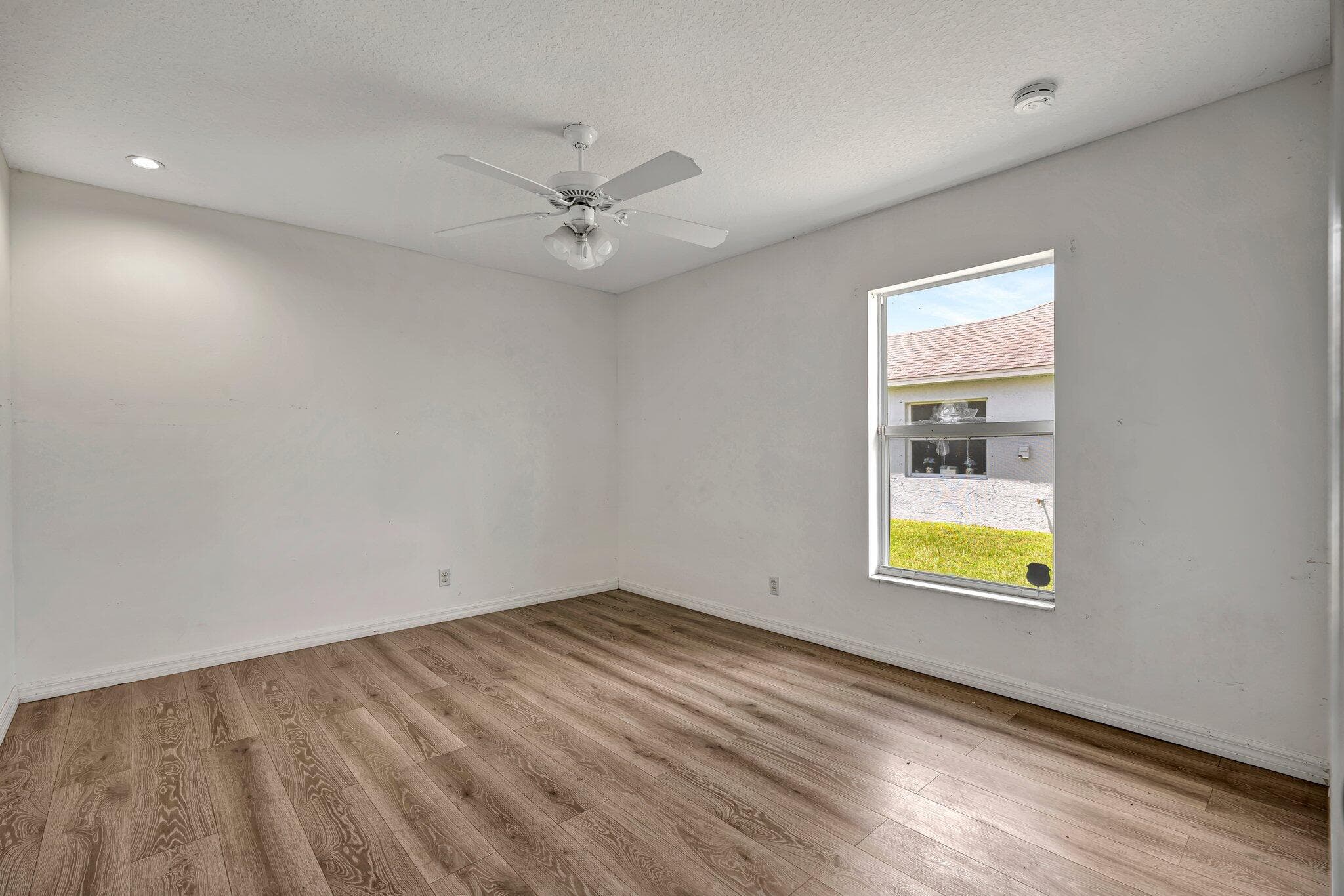 997 SW Eureka Avenue, Port St. Lucie, FL 34953 — photo 5 of 43