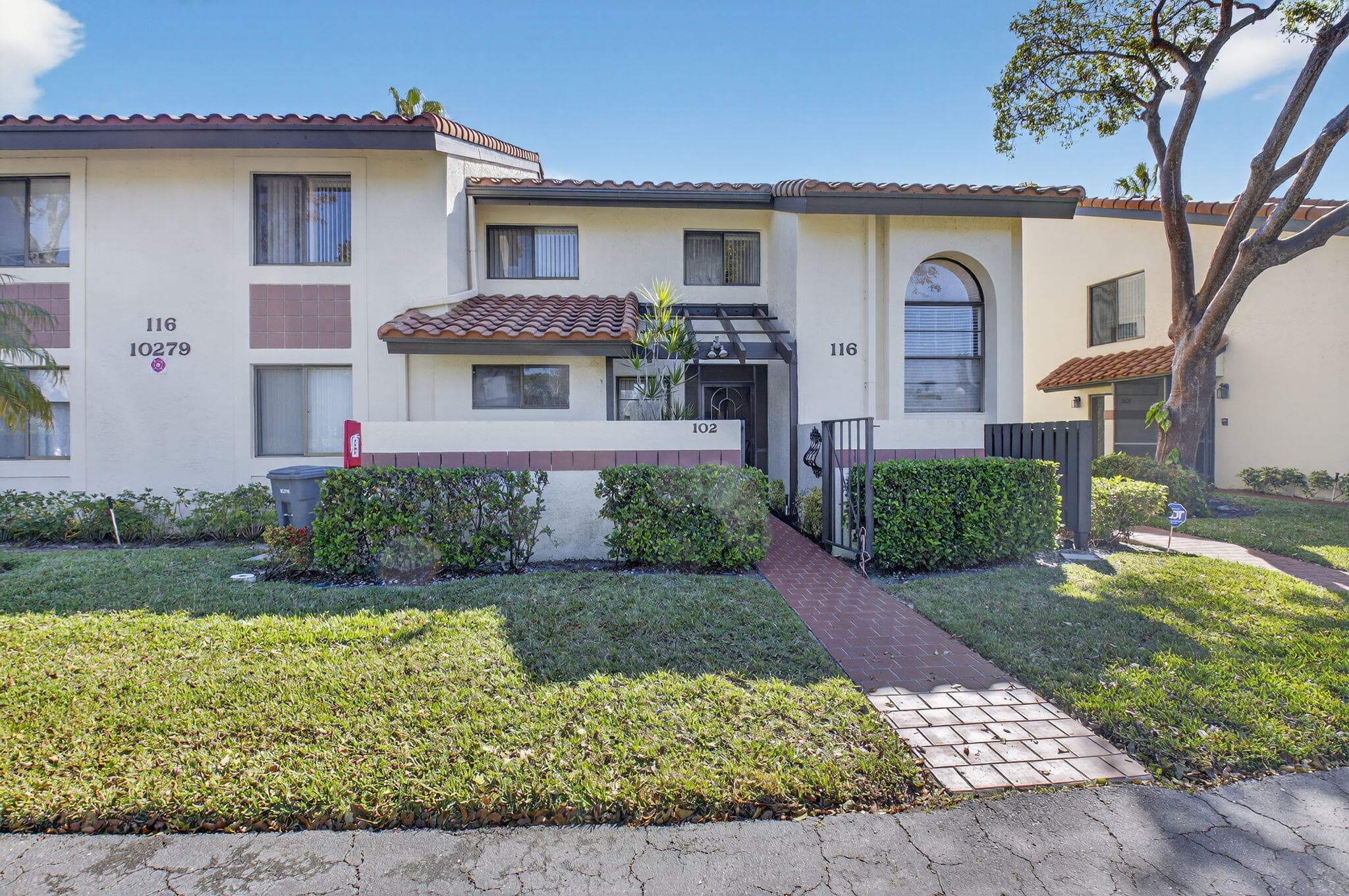 10279 N Circle Lake Drive 202, Boynton Beach, FL 33437 — photo 2 of 53