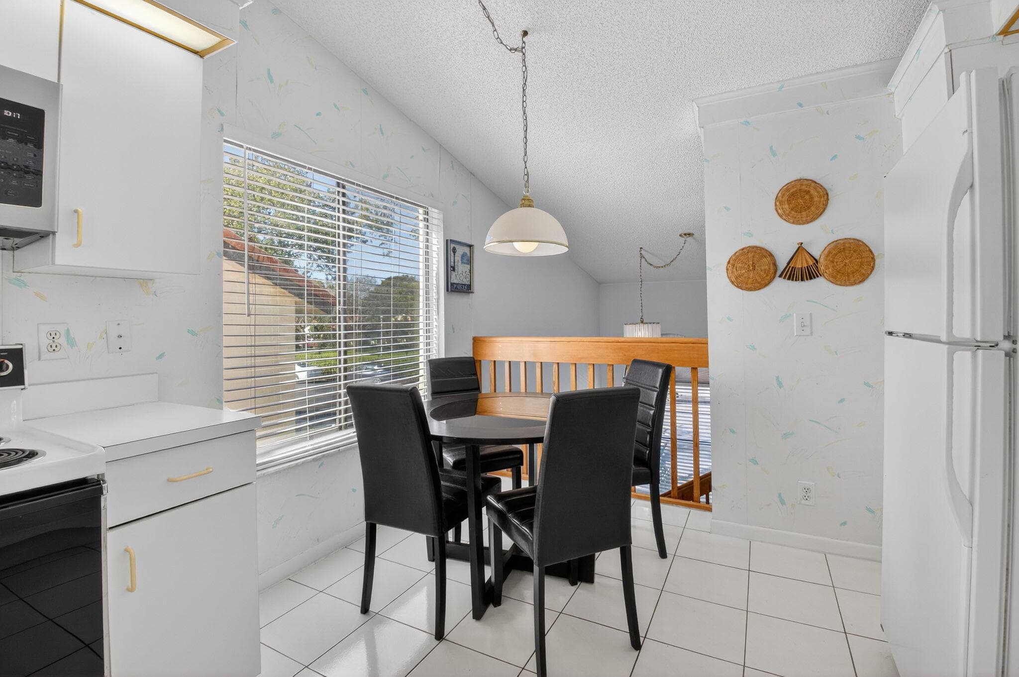 10279 N Circle Lake Drive 202, Boynton Beach, FL 33437 — photo 17 of 53