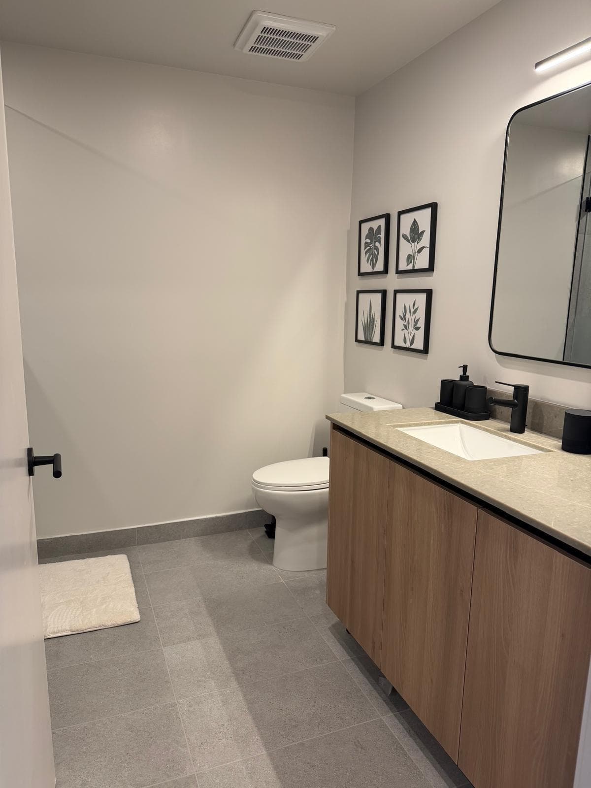 121 NE 5th Street 2309, Miami, FL 33132 — photo 2 of 52