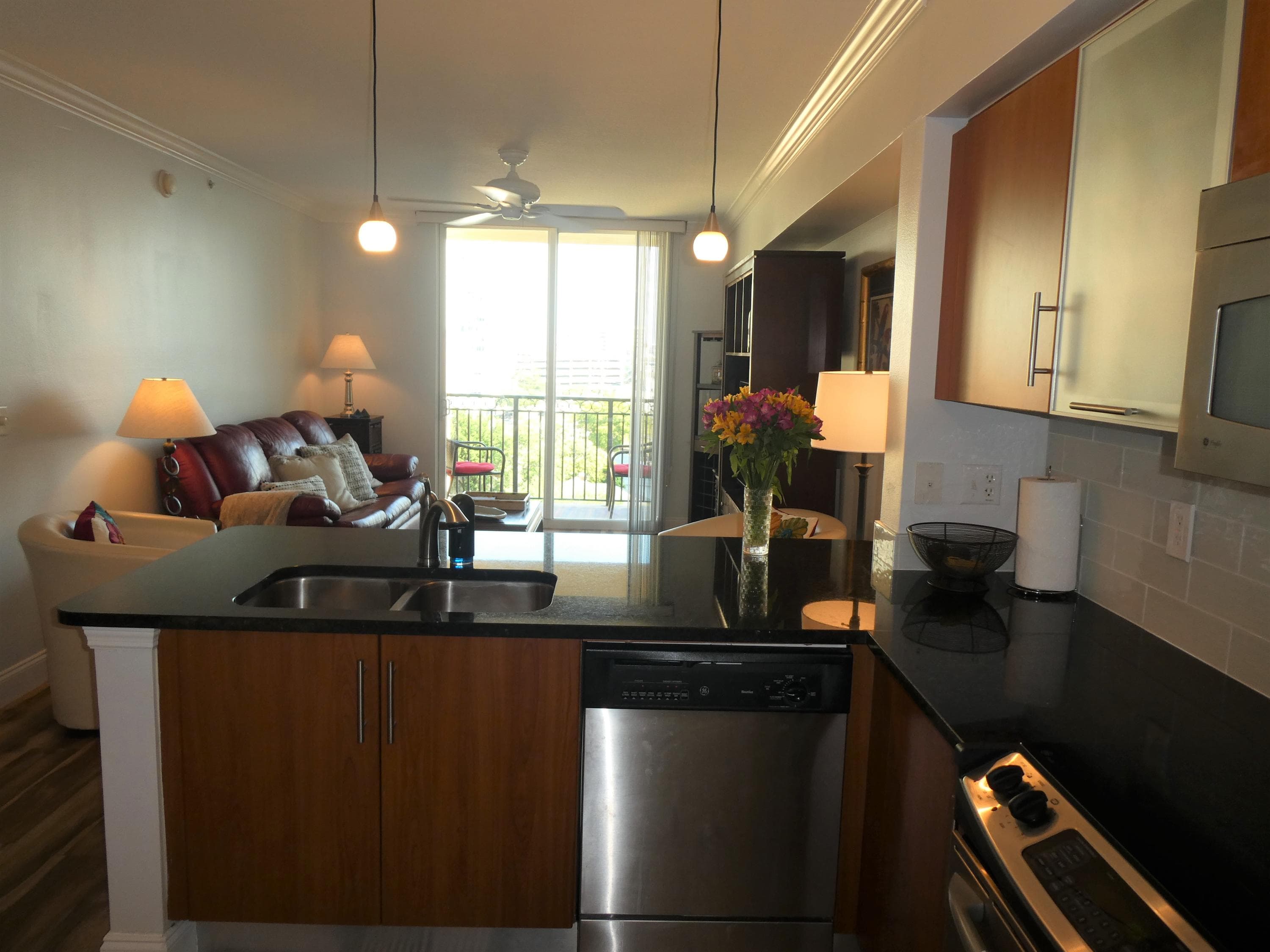 600 S Dixie Highway 752, West Palm Beach, FL 33401 — photo 10 of 30