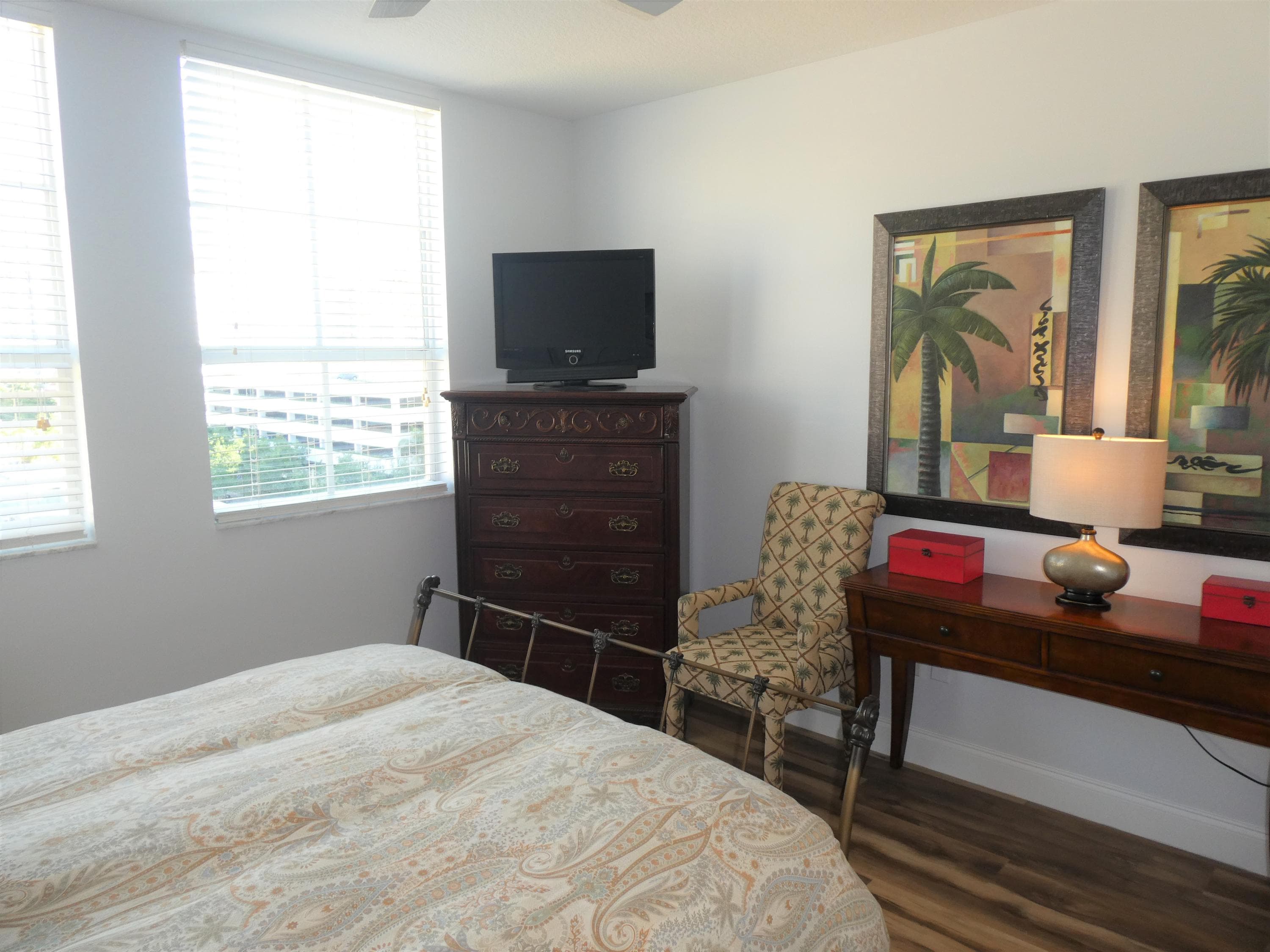 600 S Dixie Highway 752, West Palm Beach, FL 33401 — photo 12 of 30