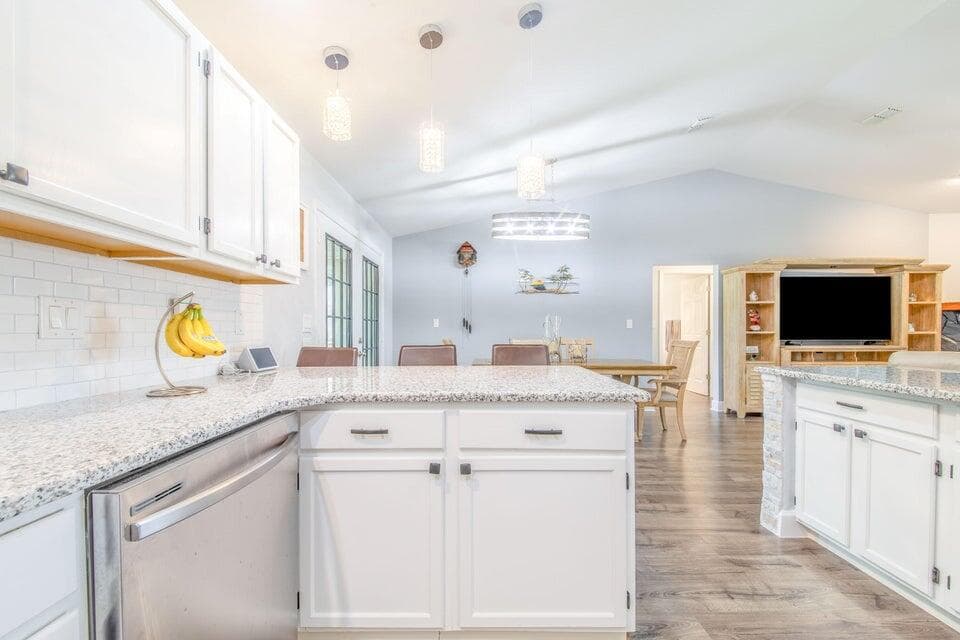 910 Liberty Lane, Auburndale, FL 33823 — photo 15 of 71