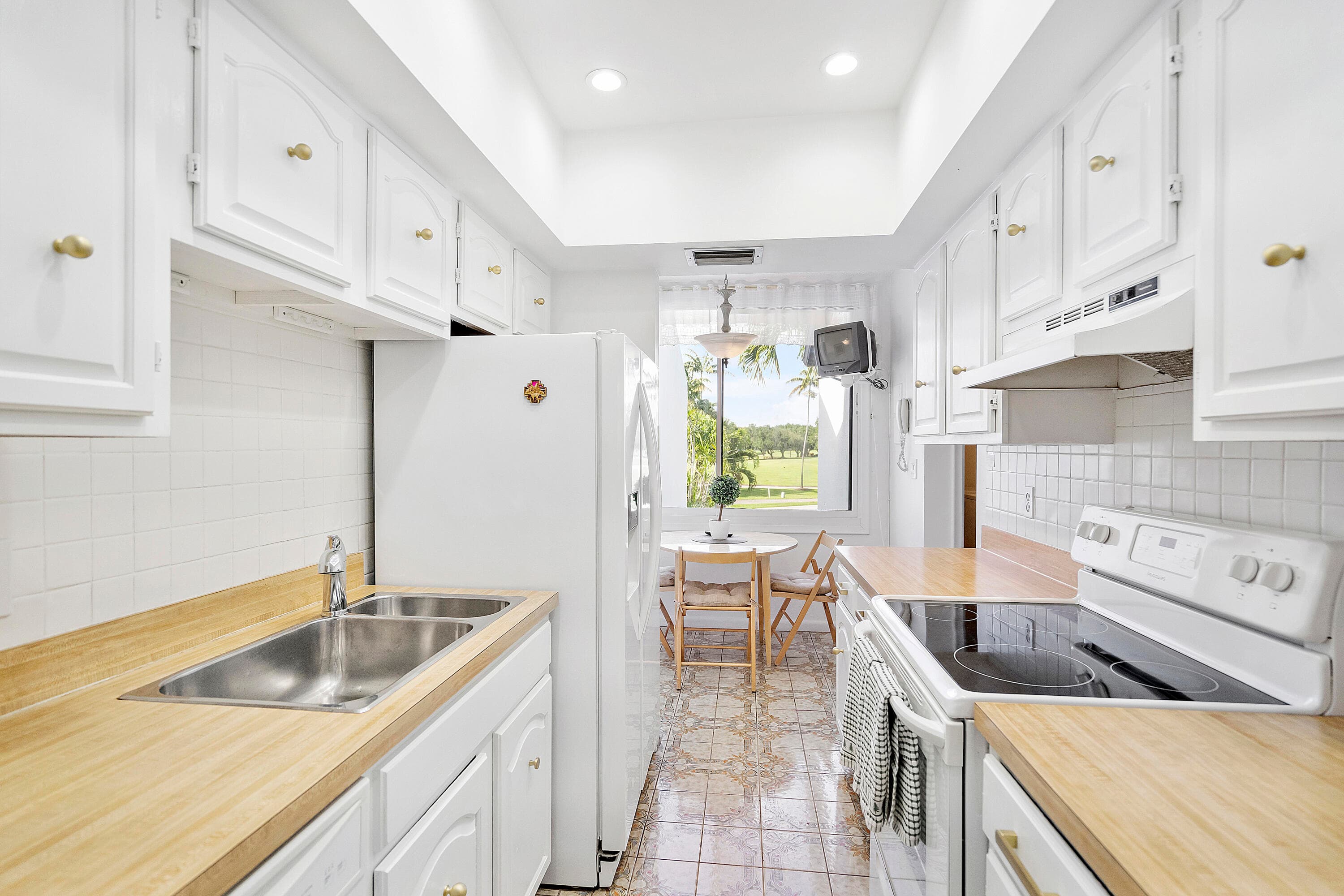 3706 Bridgewood Drive 3706, Boca Raton, FL 33434 — photo 15 of 82