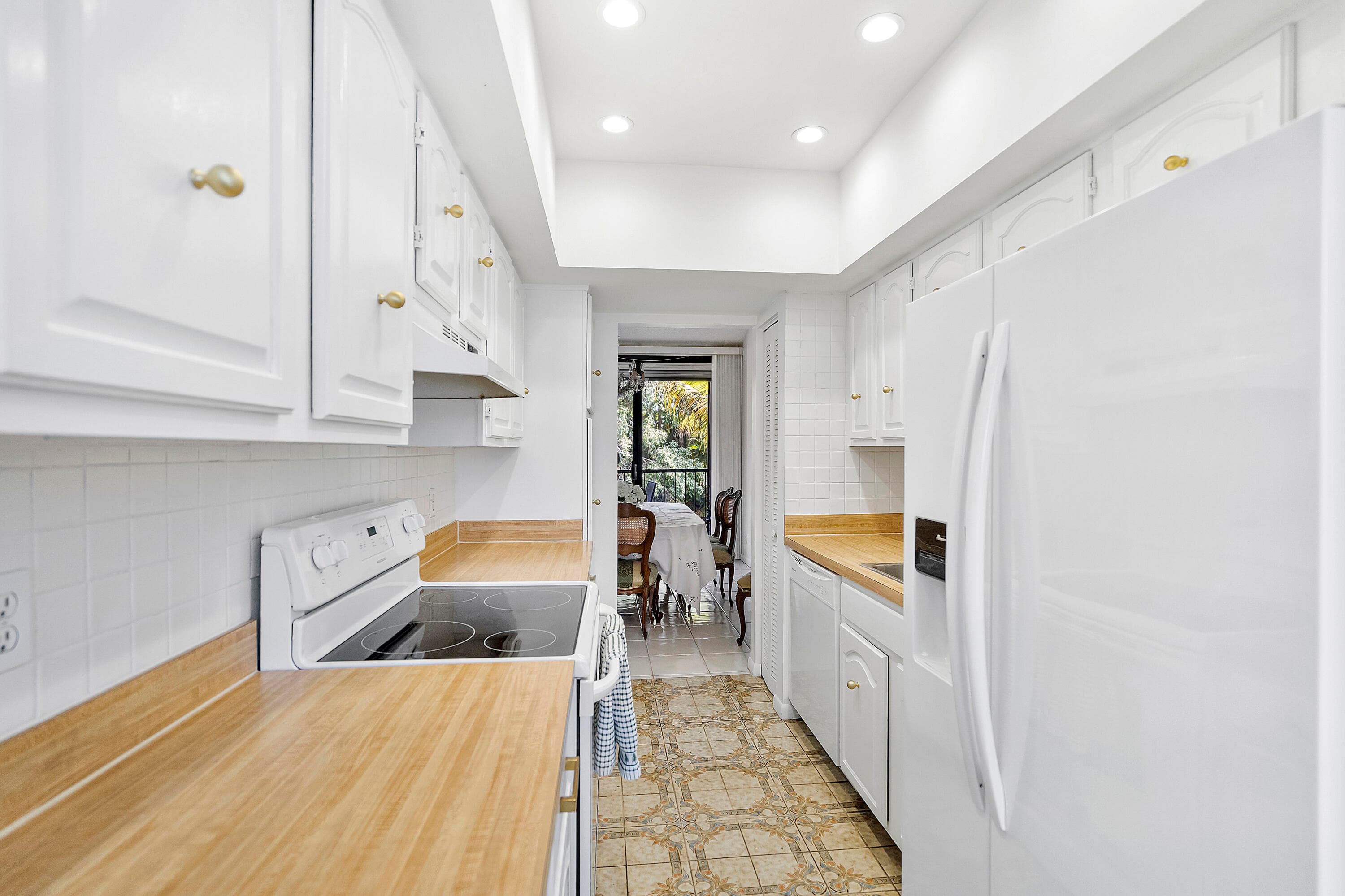 3706 Bridgewood Drive 3706, Boca Raton, FL 33434 — photo 16 of 82