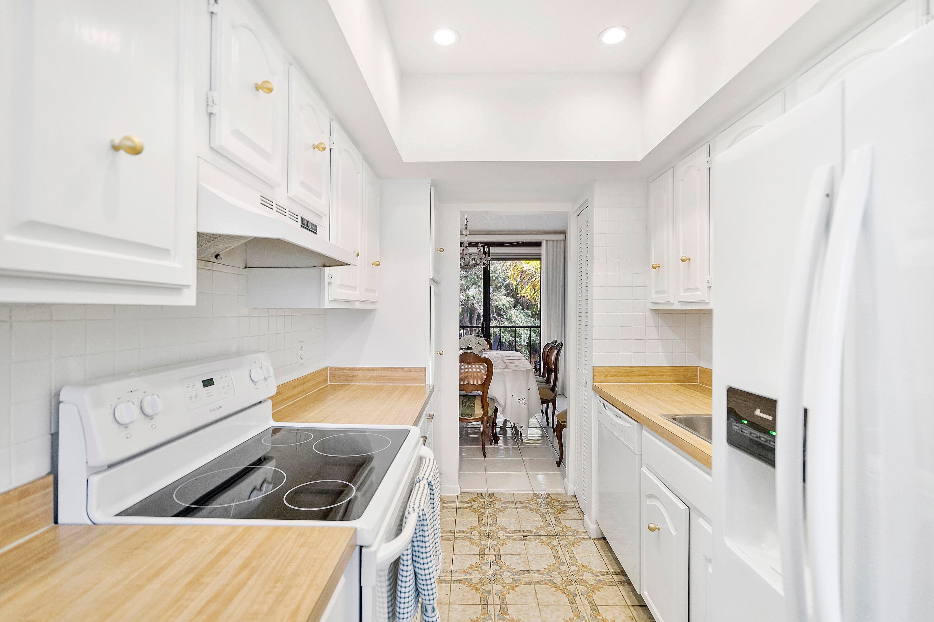 3706 Bridgewood Drive 3706, Boca Raton, FL 33434 — photo 17 of 82