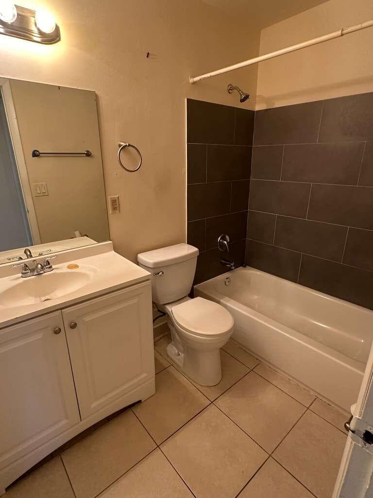 1239 SW 46th Avenue 906, Pompano Beach, FL 33069 — photo 8 of 23