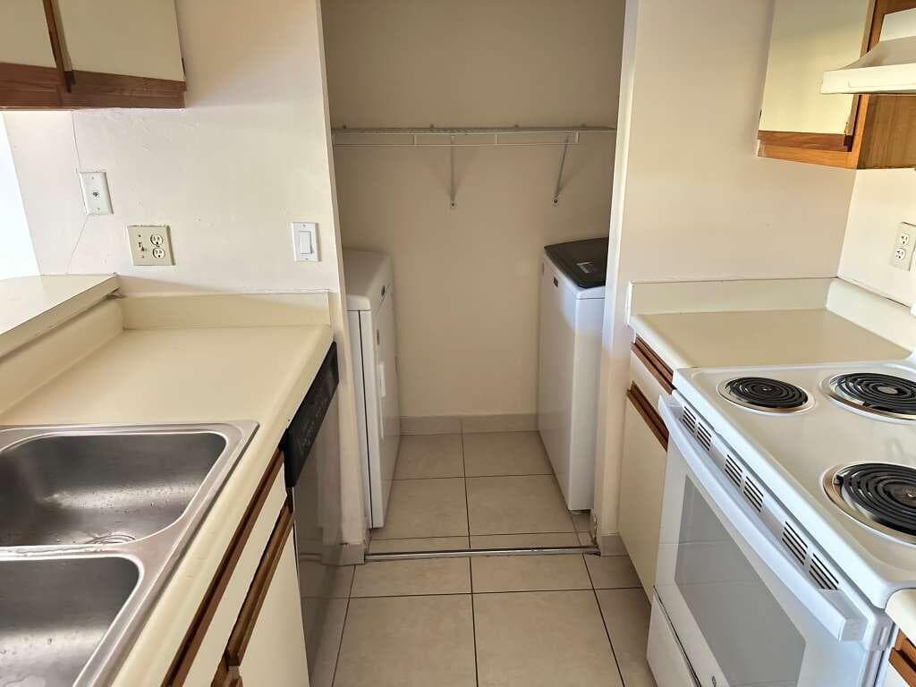1239 SW 46th Avenue 906, Pompano Beach, FL 33069 — photo 10 of 23