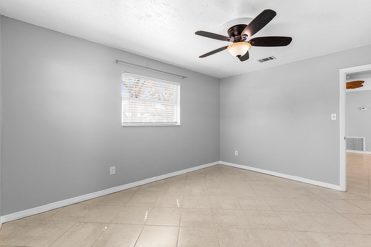 45 1st Court SW, Vero Beach, FL 32962 — photo 21 of 34