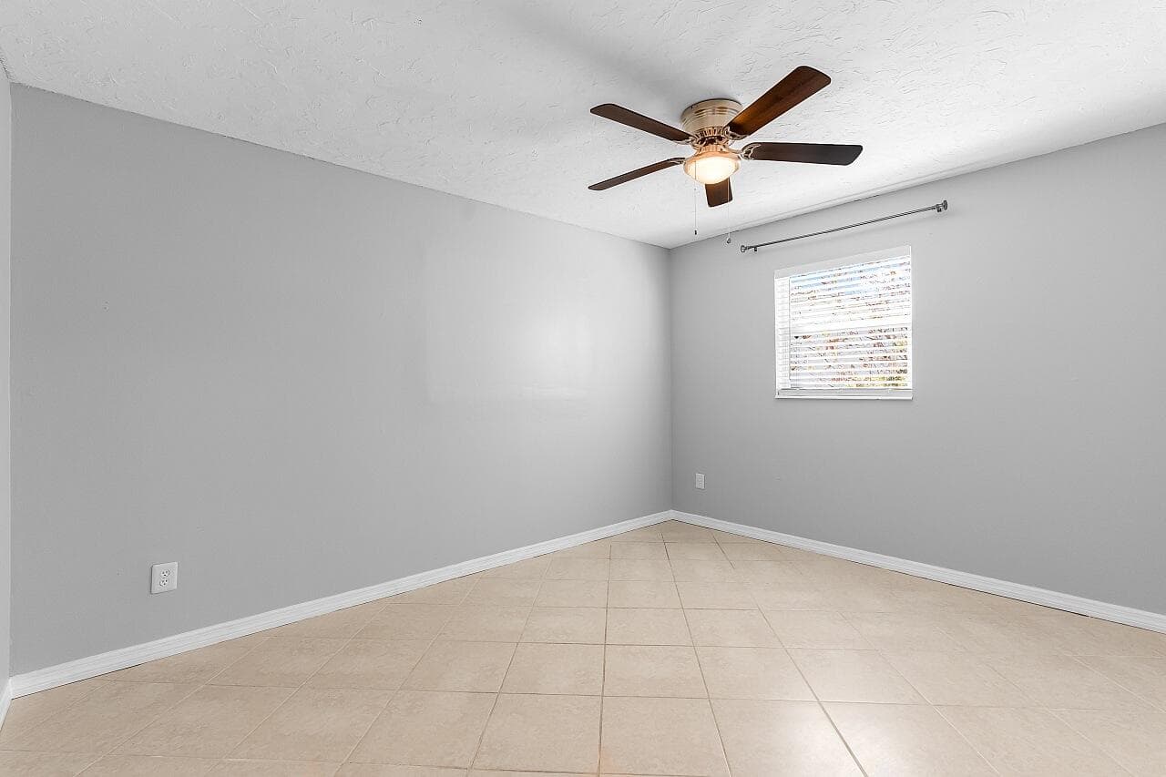 45 1st Court SW, Vero Beach, FL 32962 — photo 23 of 34