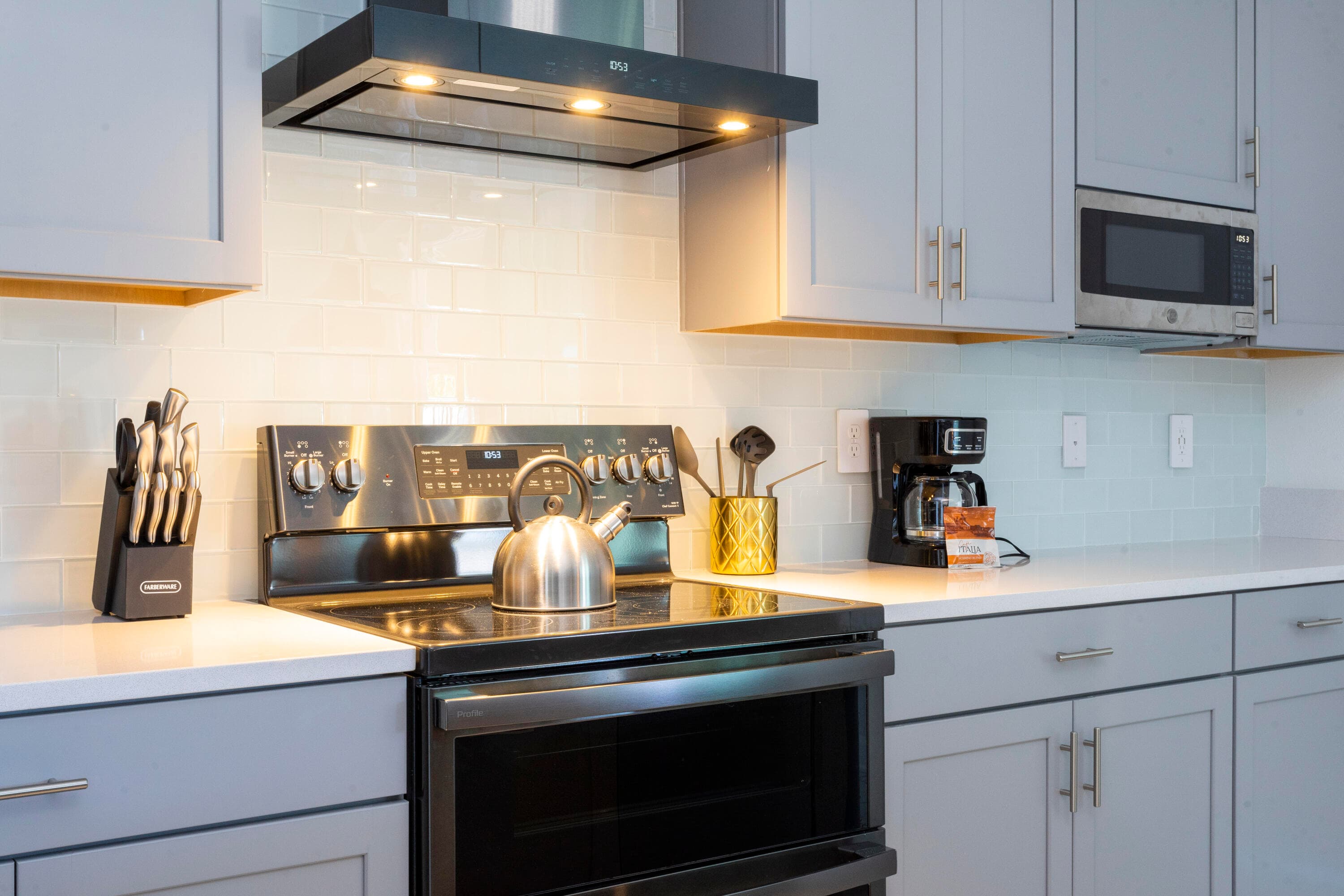 405 Strand Drive, Melbourne Beach, FL 32951 — photo 5 of 90