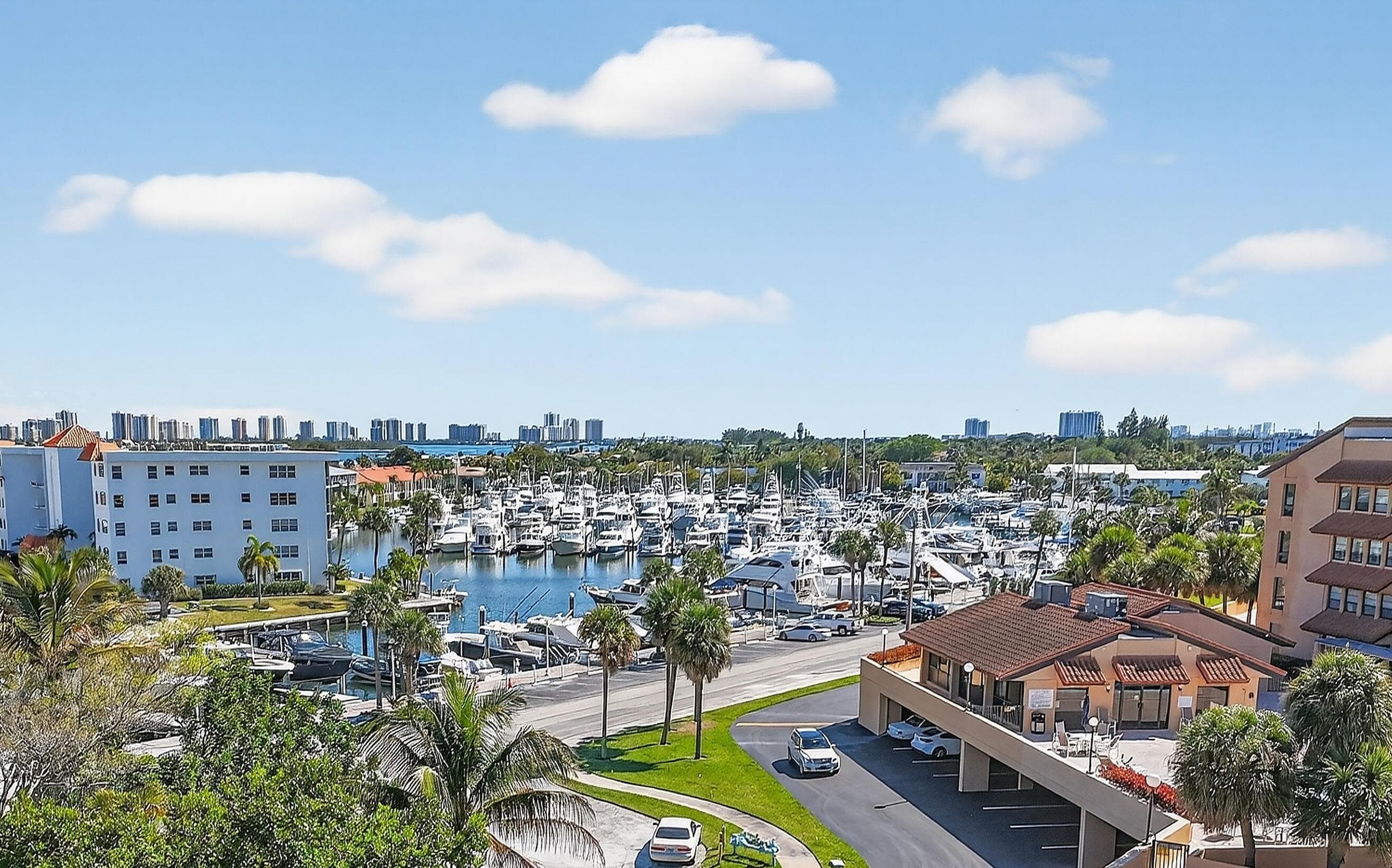 1036 Us Highway One 419, North Palm Beach, FL 33408 — photo 4 of 59