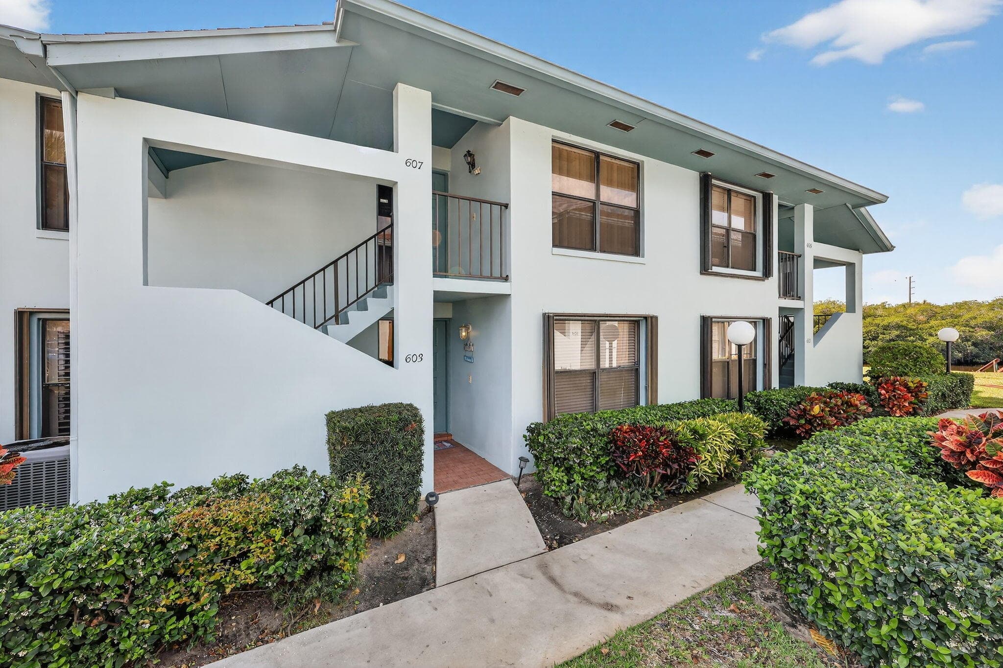 950 S Kanner Highway 603, Stuart, FL 34994 — photo 1 of 31