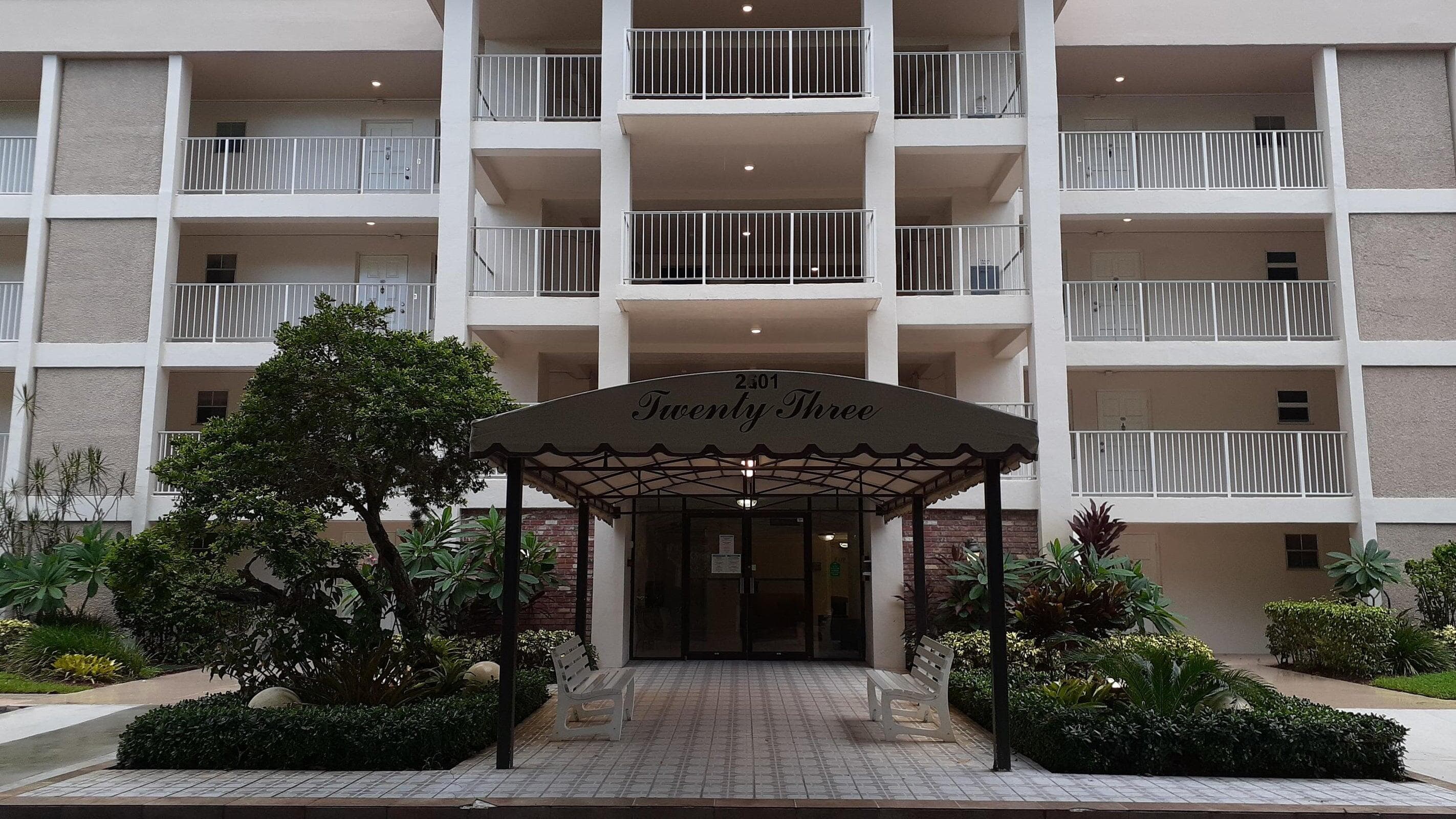 2601 S Course Drive 203, Pompano Beach, FL 33069 — photo 1 of 20