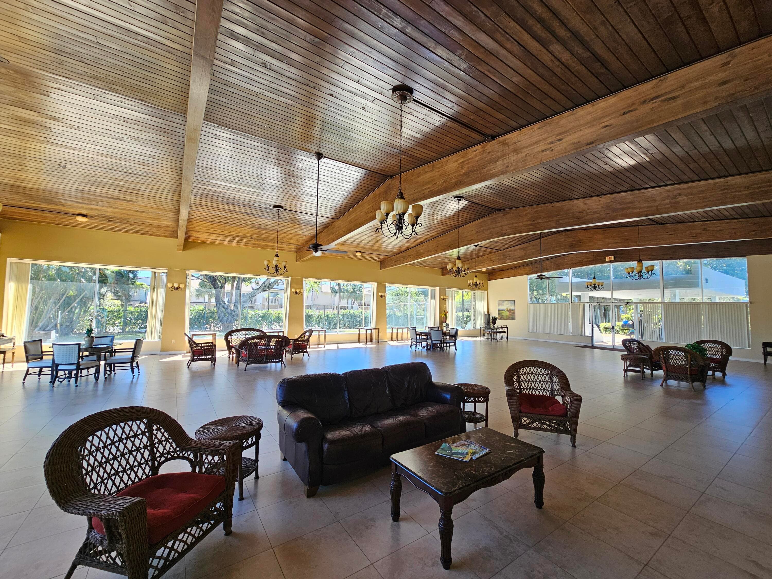 470 Executive Center Drive 2g, West Palm Beach, FL 33401 — photo 18 of 20