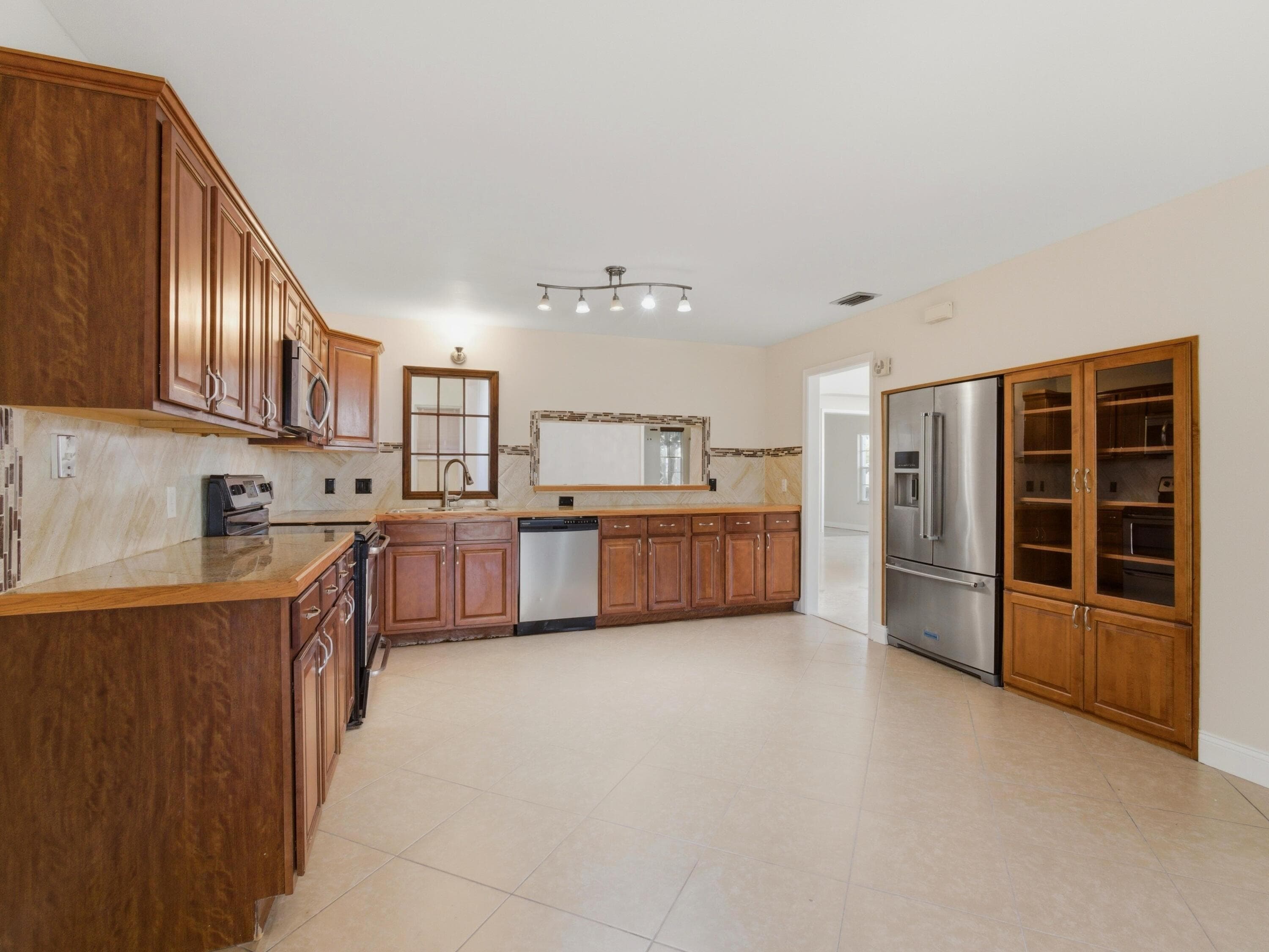 1235 Sussex Street, Boynton Beach, FL 33436 — photo 15 of 57