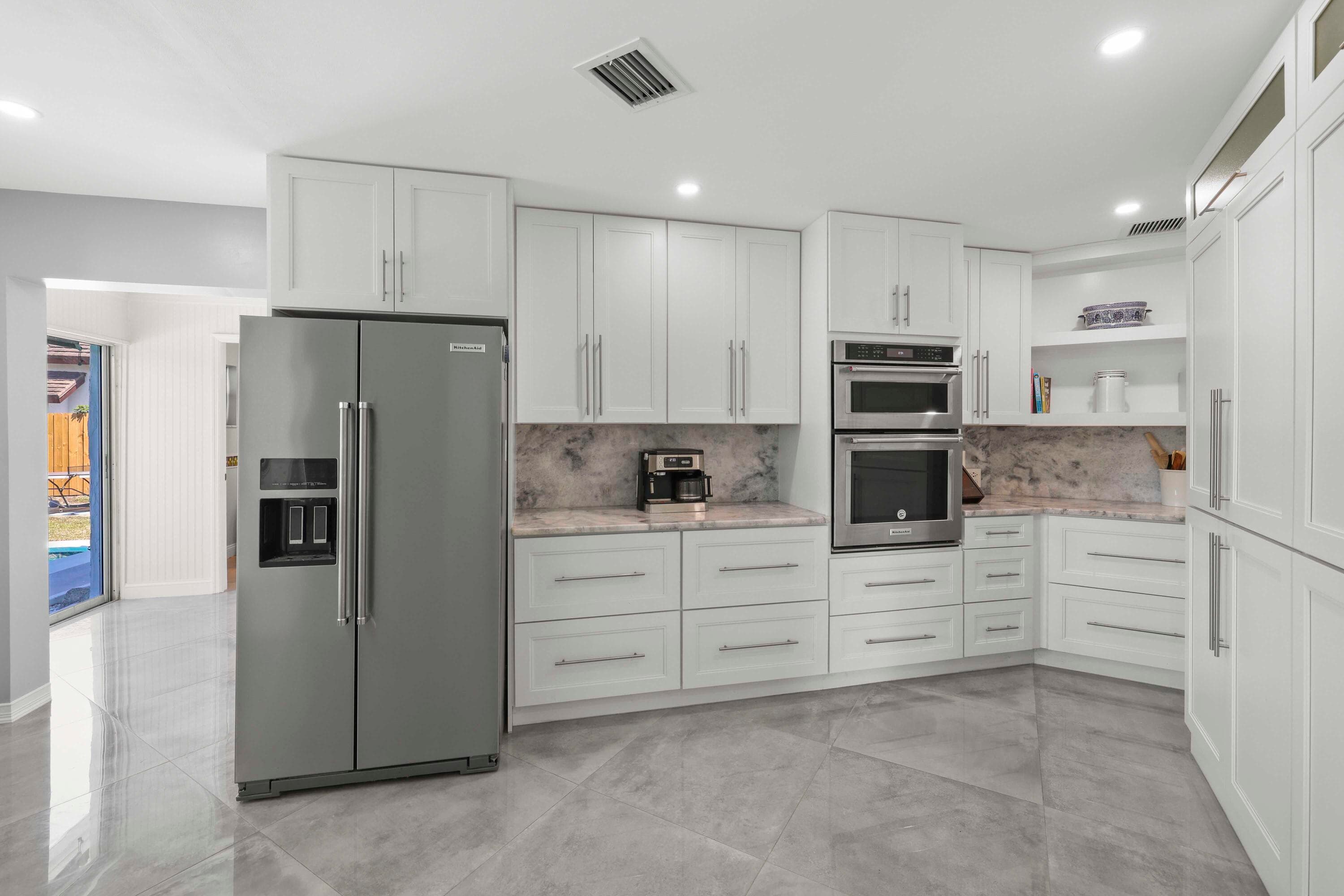 6797 Bayshore Drive, Lake Worth, FL 33462 — photo 11 of 34