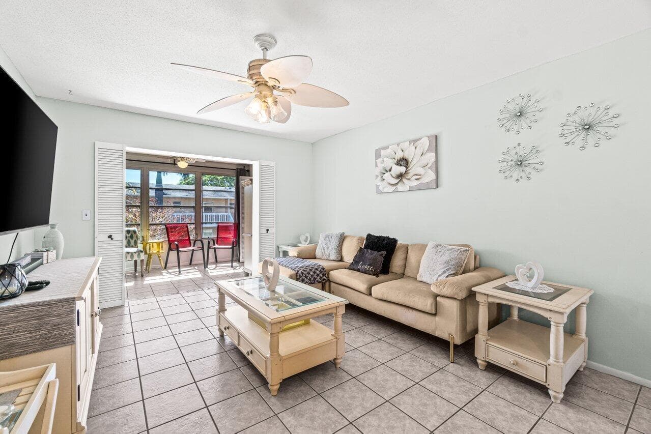 2121 NE 1st Court 202, Boynton Beach, FL 33435 — photo 13 of 28