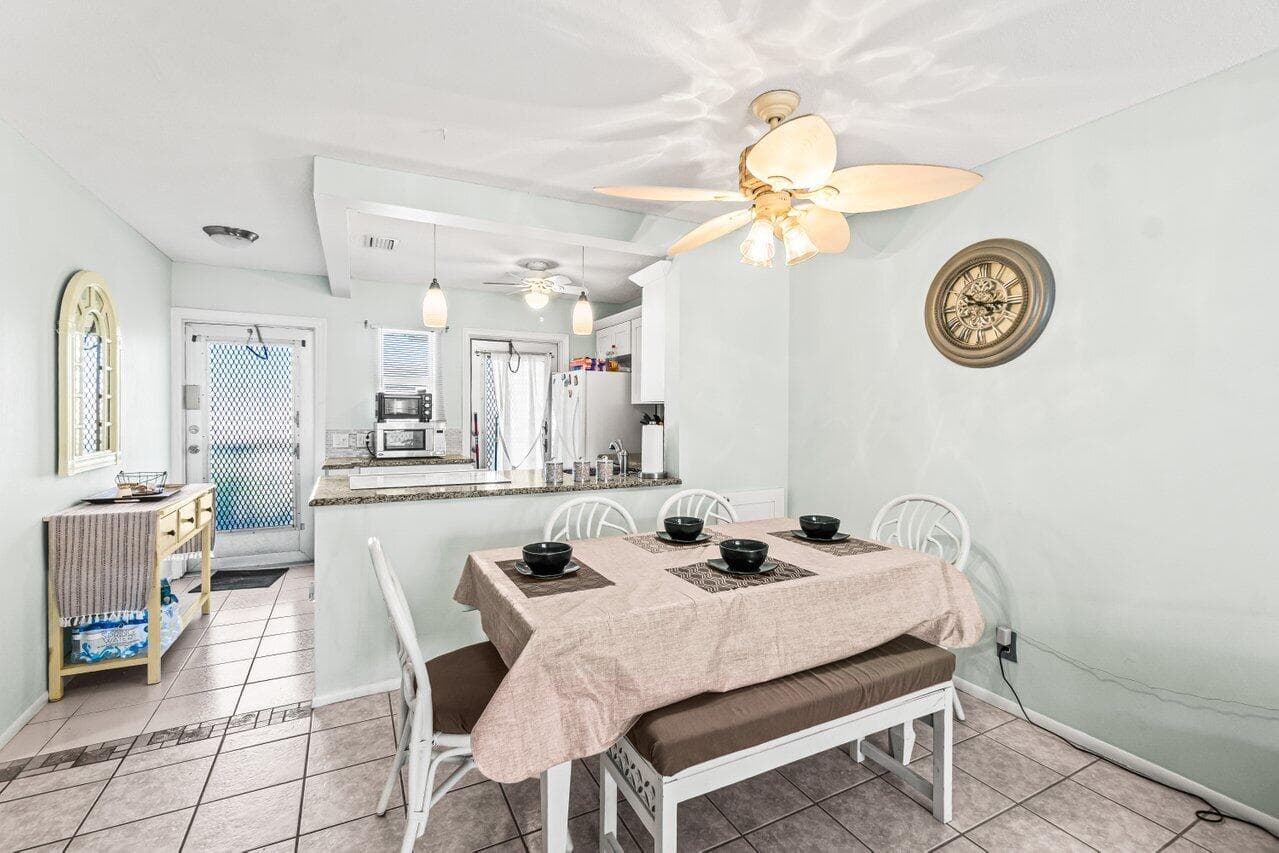 2121 NE 1st Court 202, Boynton Beach, FL 33435 — photo 11 of 28