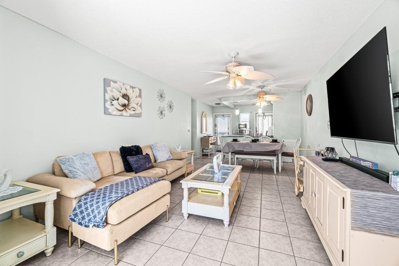 2121 NE 1st Court 202, Boynton Beach, FL 33435 — photo 14 of 28