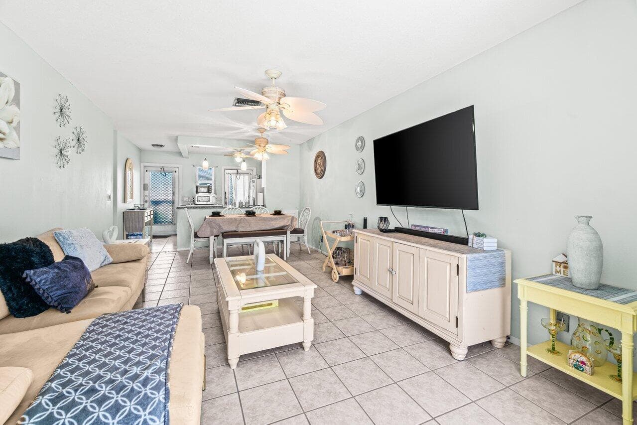 2121 NE 1st Court 202, Boynton Beach, FL 33435 — photo 15 of 28
