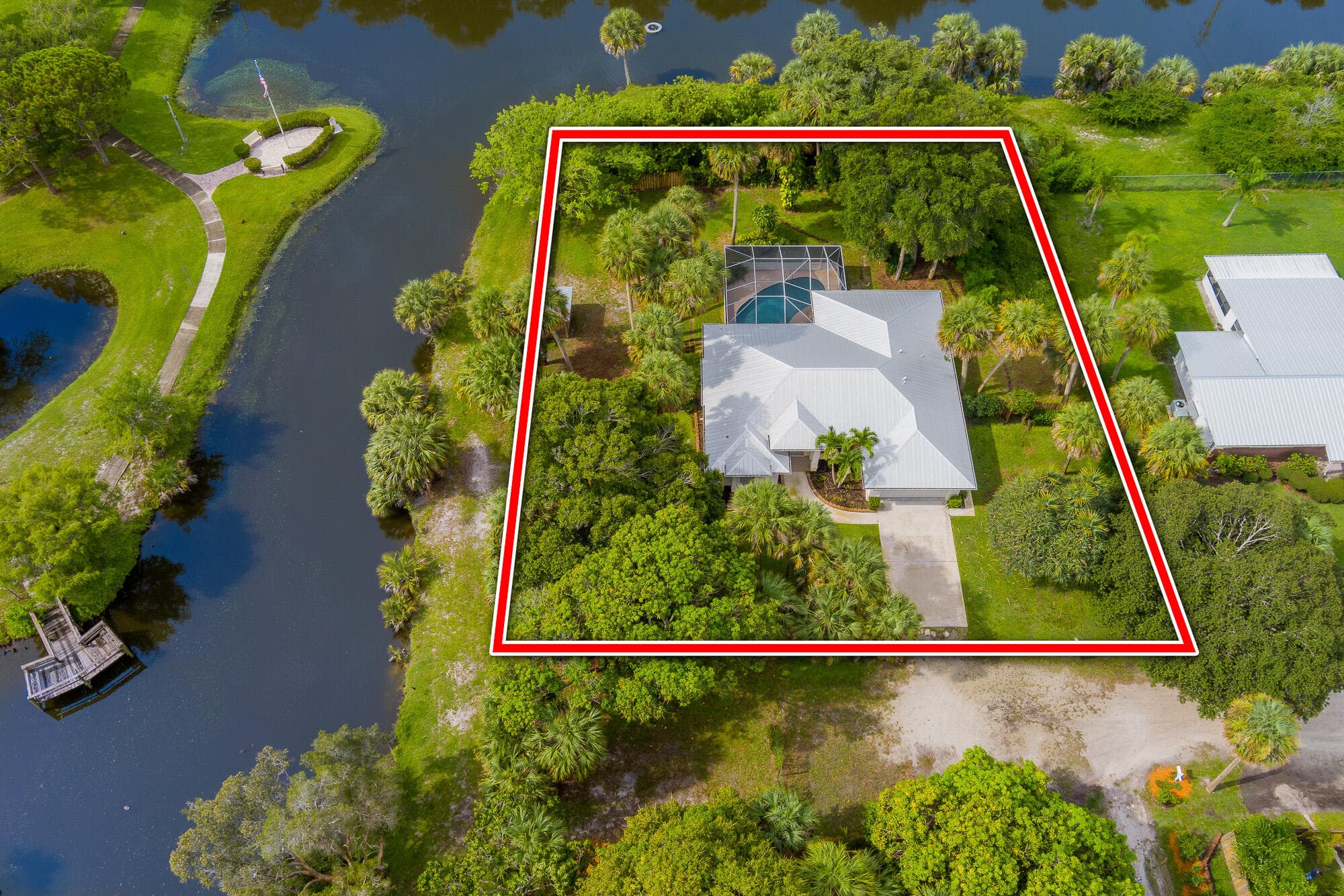 612 SE 6th Street, Stuart, FL 34994 — photo 10 of 40