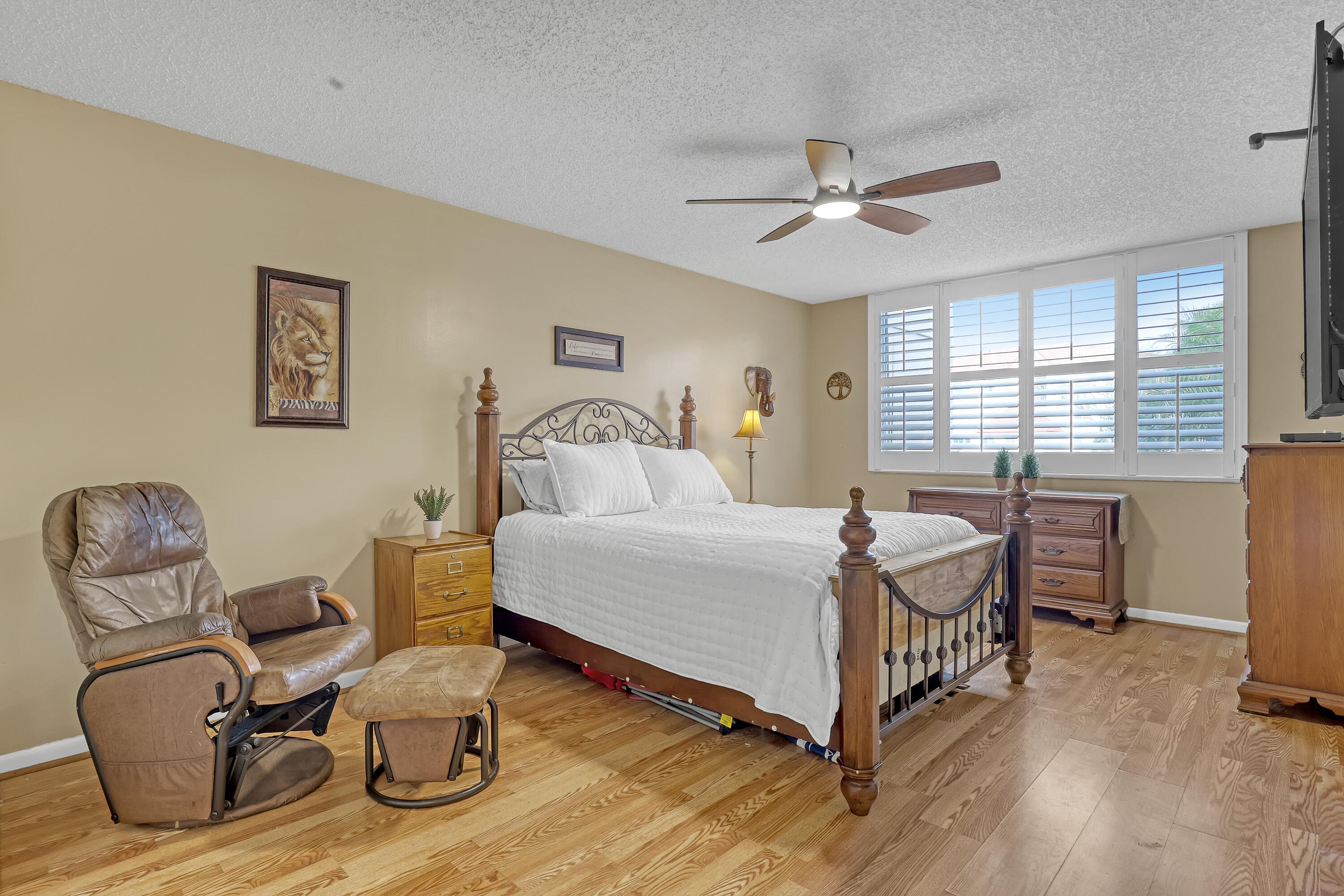 105 Half Moon Circle F1, Hypoluxo, FL 33462 — photo 13 of 24