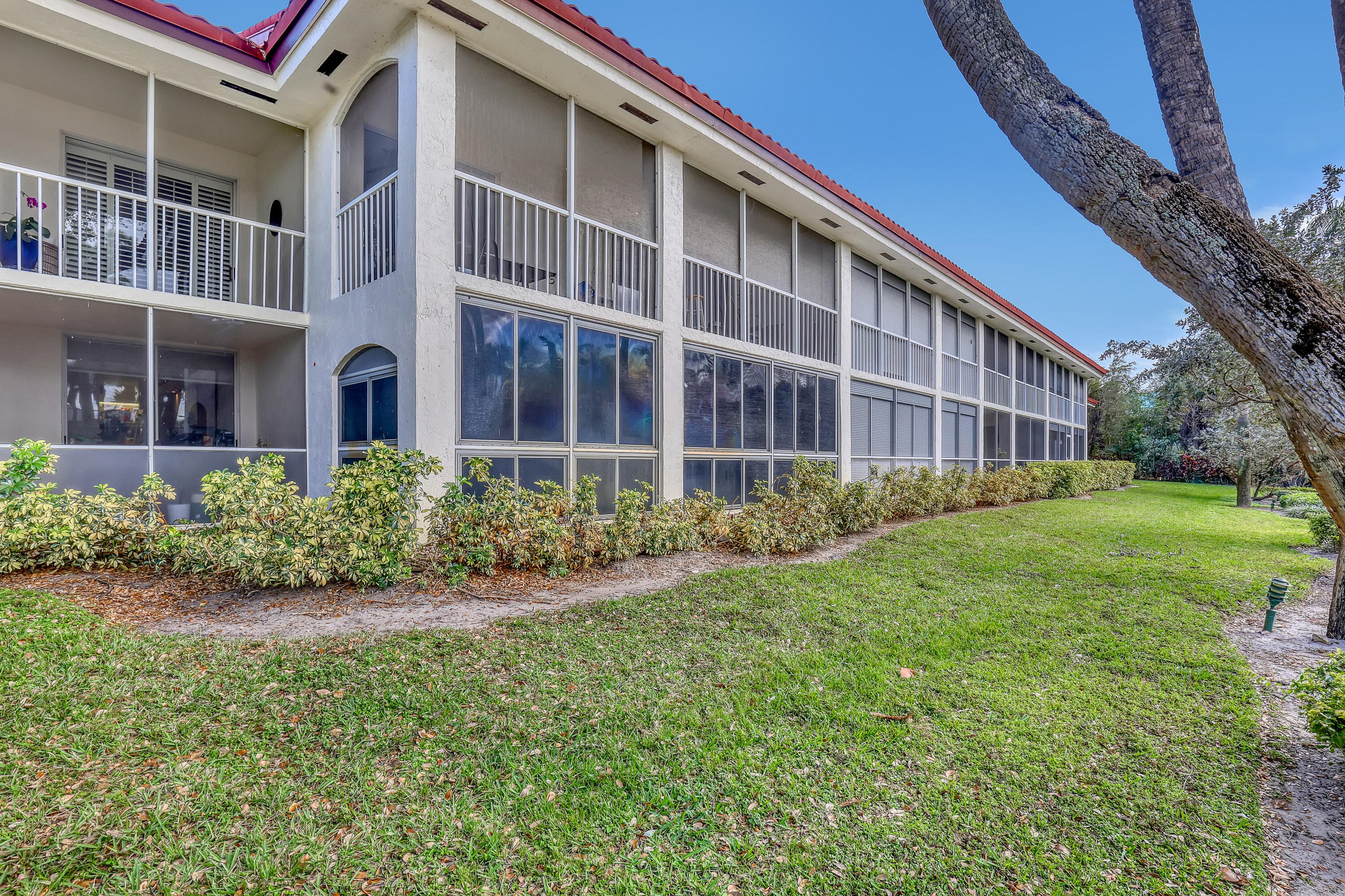 105 Half Moon Circle F1, Hypoluxo, FL 33462 — photo 18 of 24