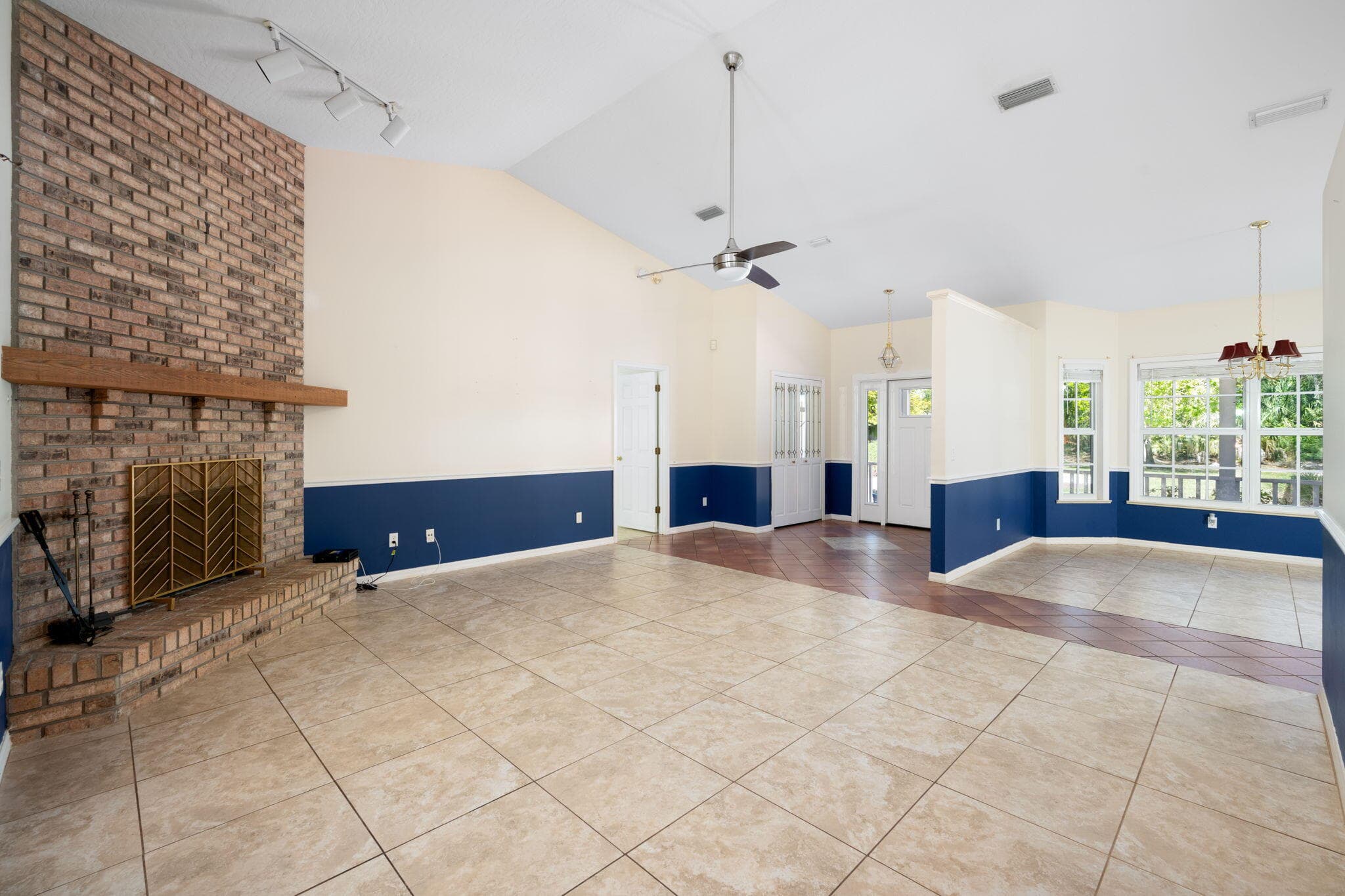 6365 45th Street, Vero Beach, FL 32967 — photo 9 of 43