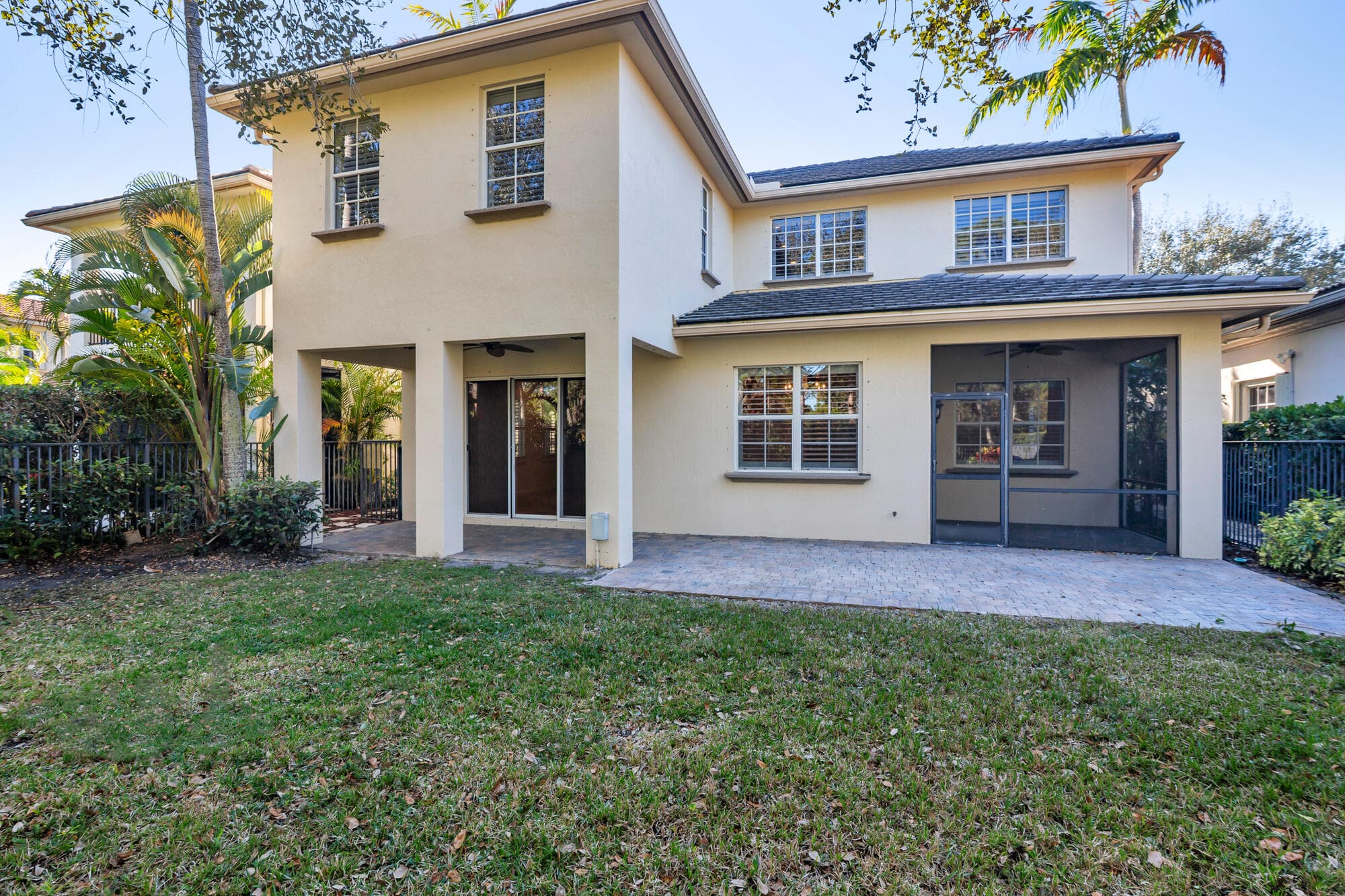 957 Mill Creek Drive, Palm Beach Gardens, FL 33410 — photo 30 of 48