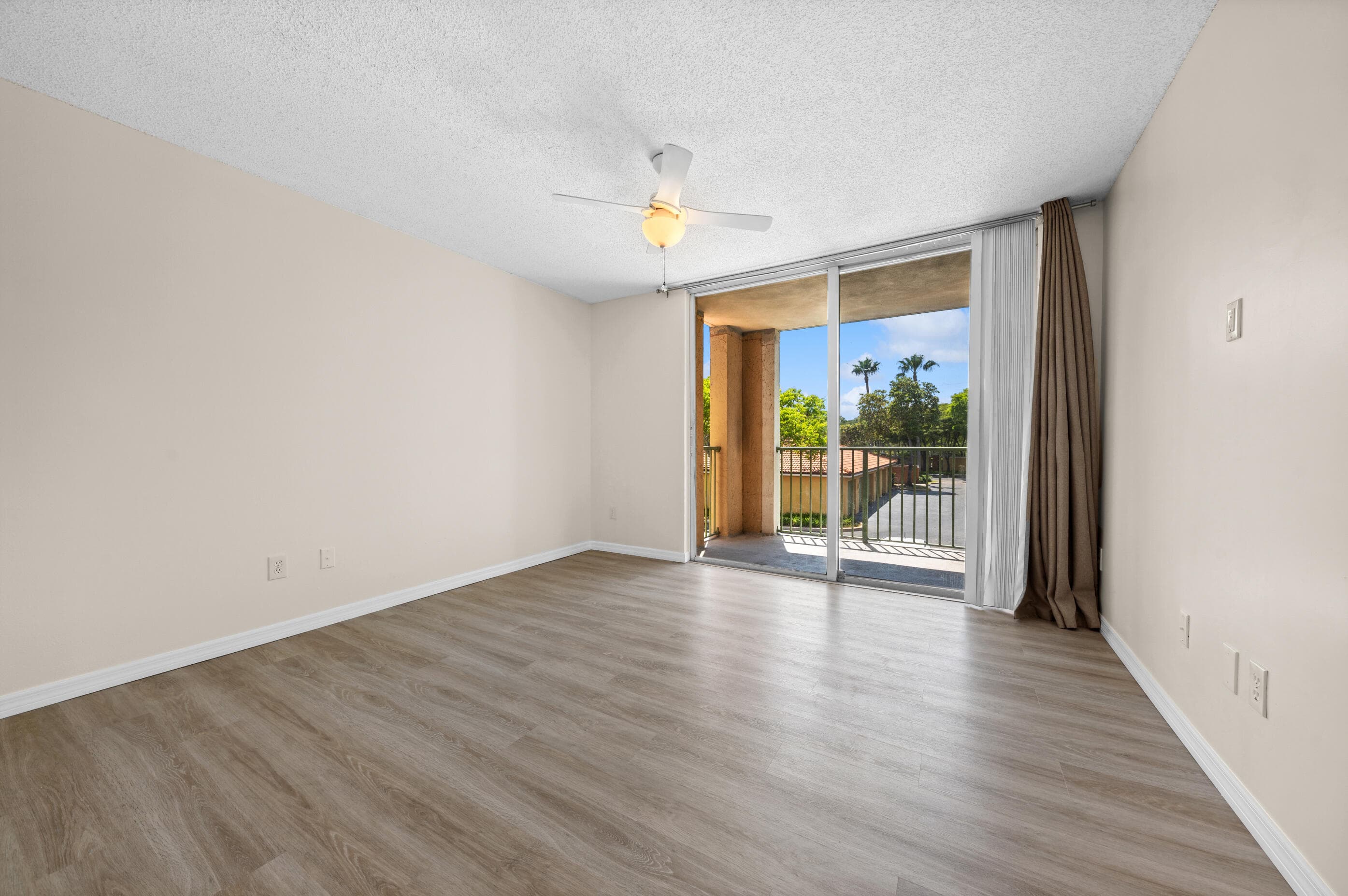 117 Yacht Club Way 205, Hypoluxo, FL 33462 — photo 2 of 29