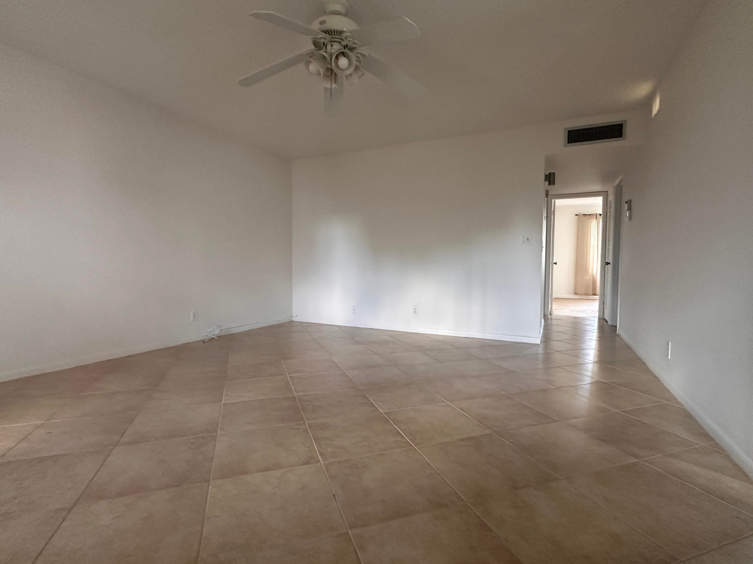 750 Burgundy P, Delray Beach, FL 33484 — photo 13 of 40