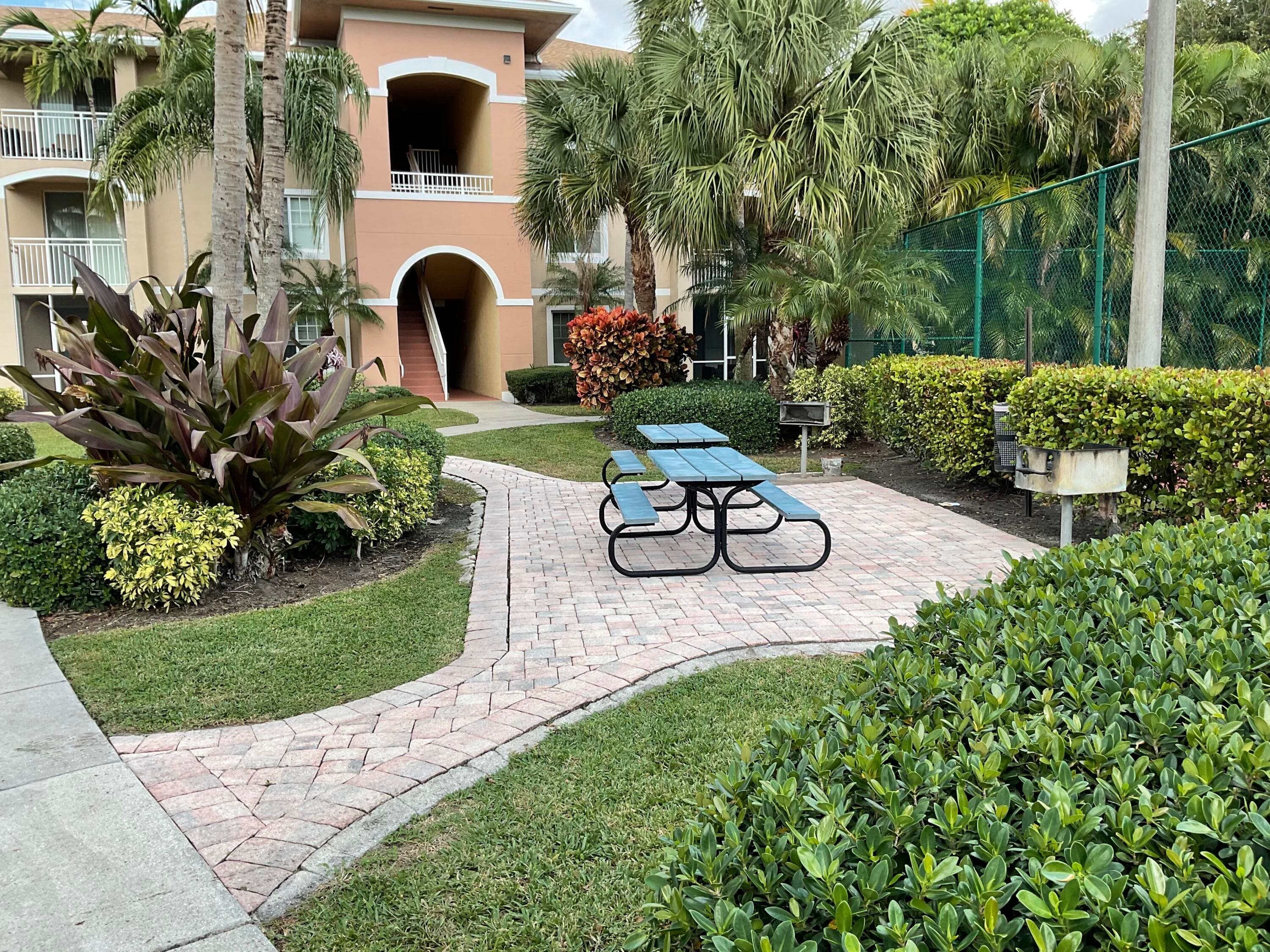 6505 Emerald Dunes Drive 204, West Palm Beach, FL 33411 — photo 24 of 28