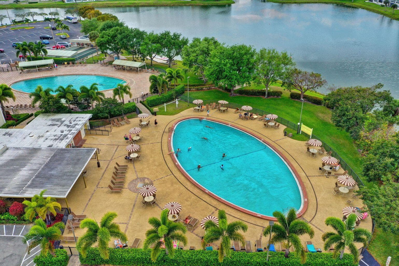 39 Waltham B, West Palm Beach, FL 33417 — photo 19 of 25