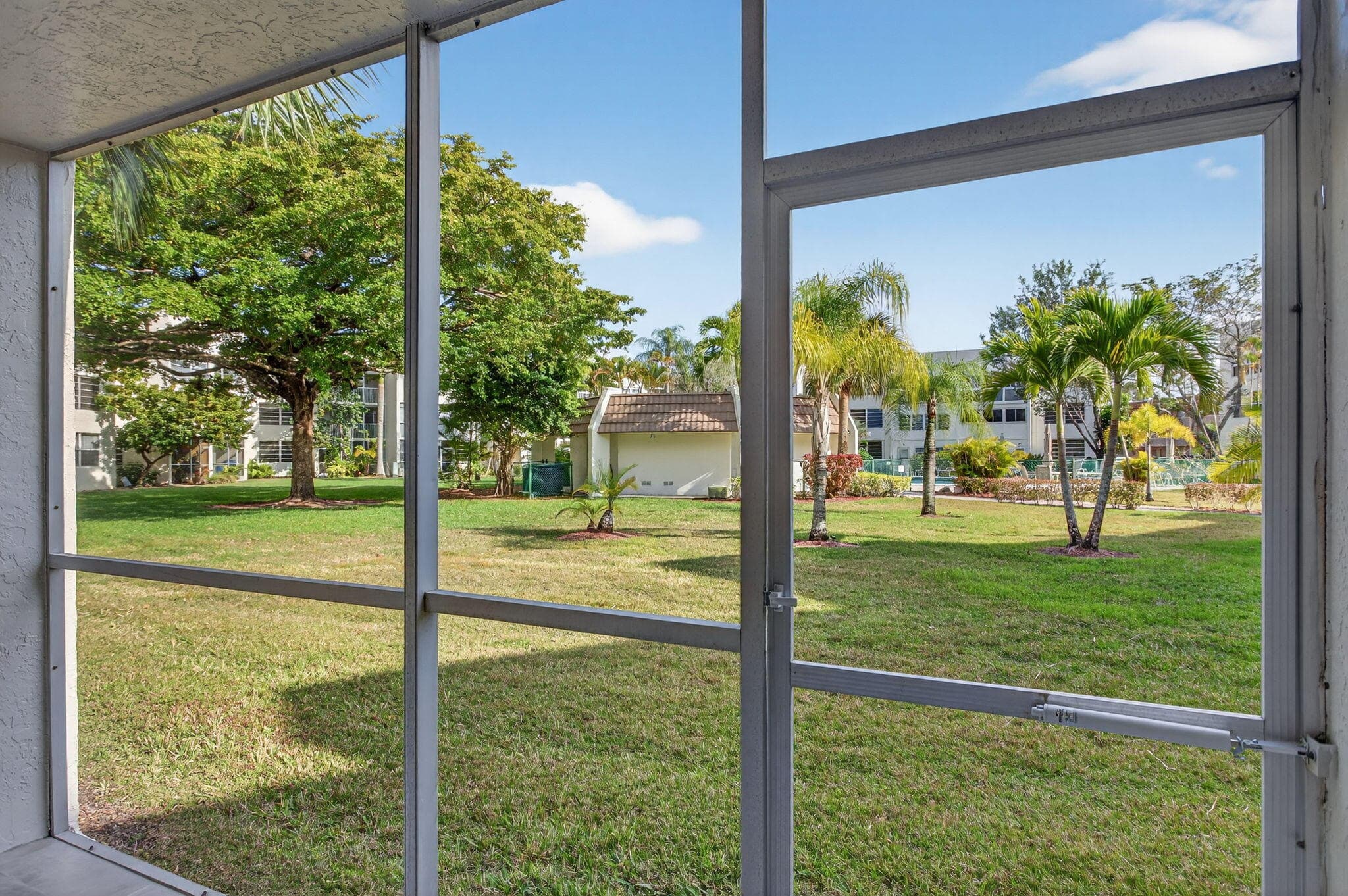 6850 Royal Palm Boulevard 103g, Margate, FL 33063 — photo 18 of 24