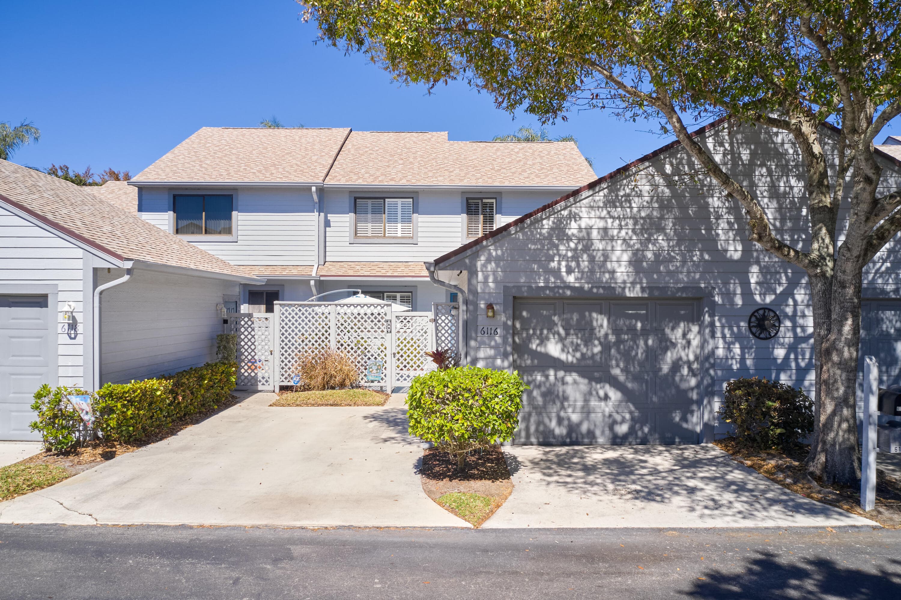 6116 SE Georgetown Place, Hobe Sound, FL 33455 — photo 2 of 46