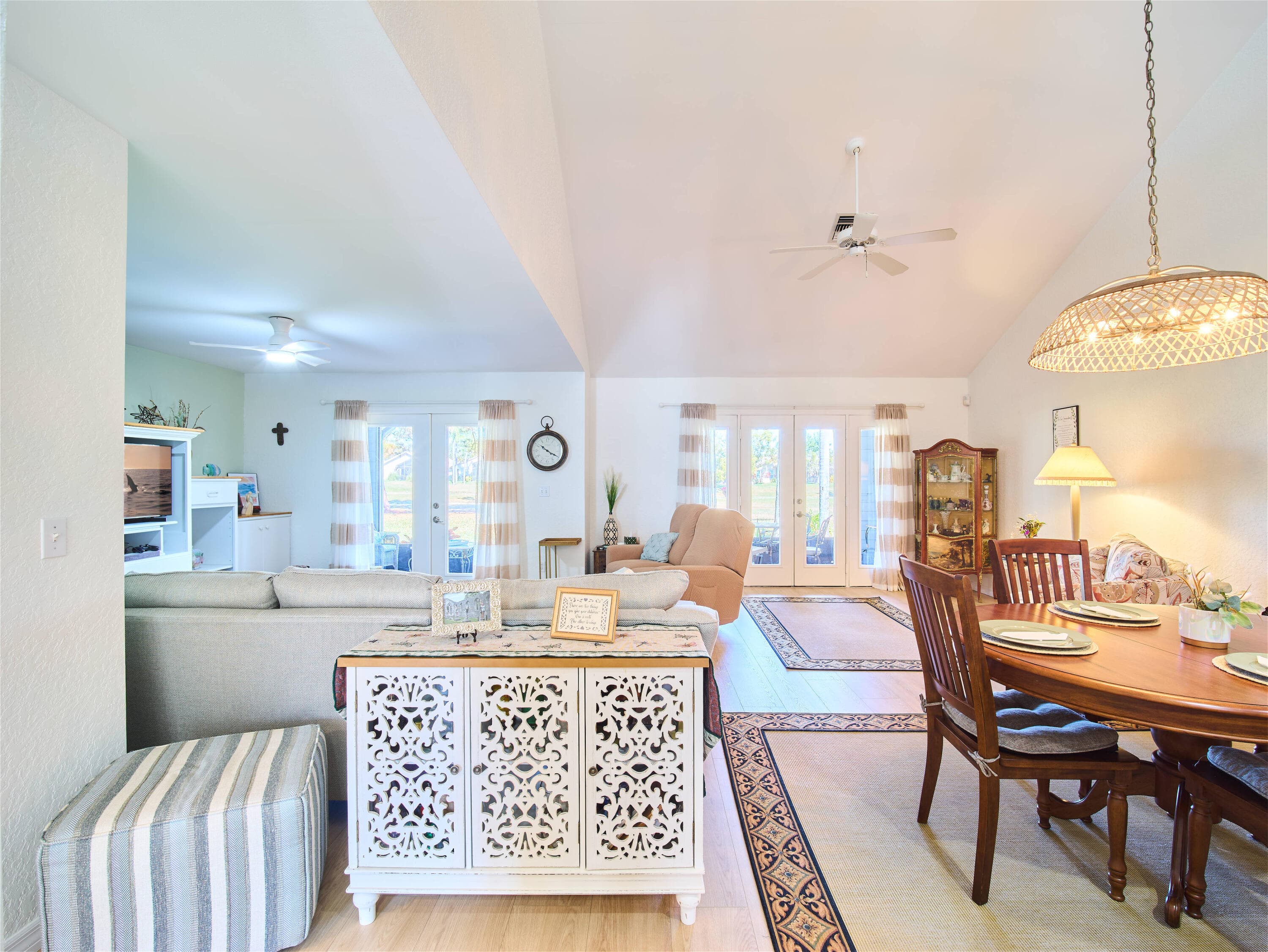 6116 SE Georgetown Place, Hobe Sound, FL 33455 — photo 10 of 46