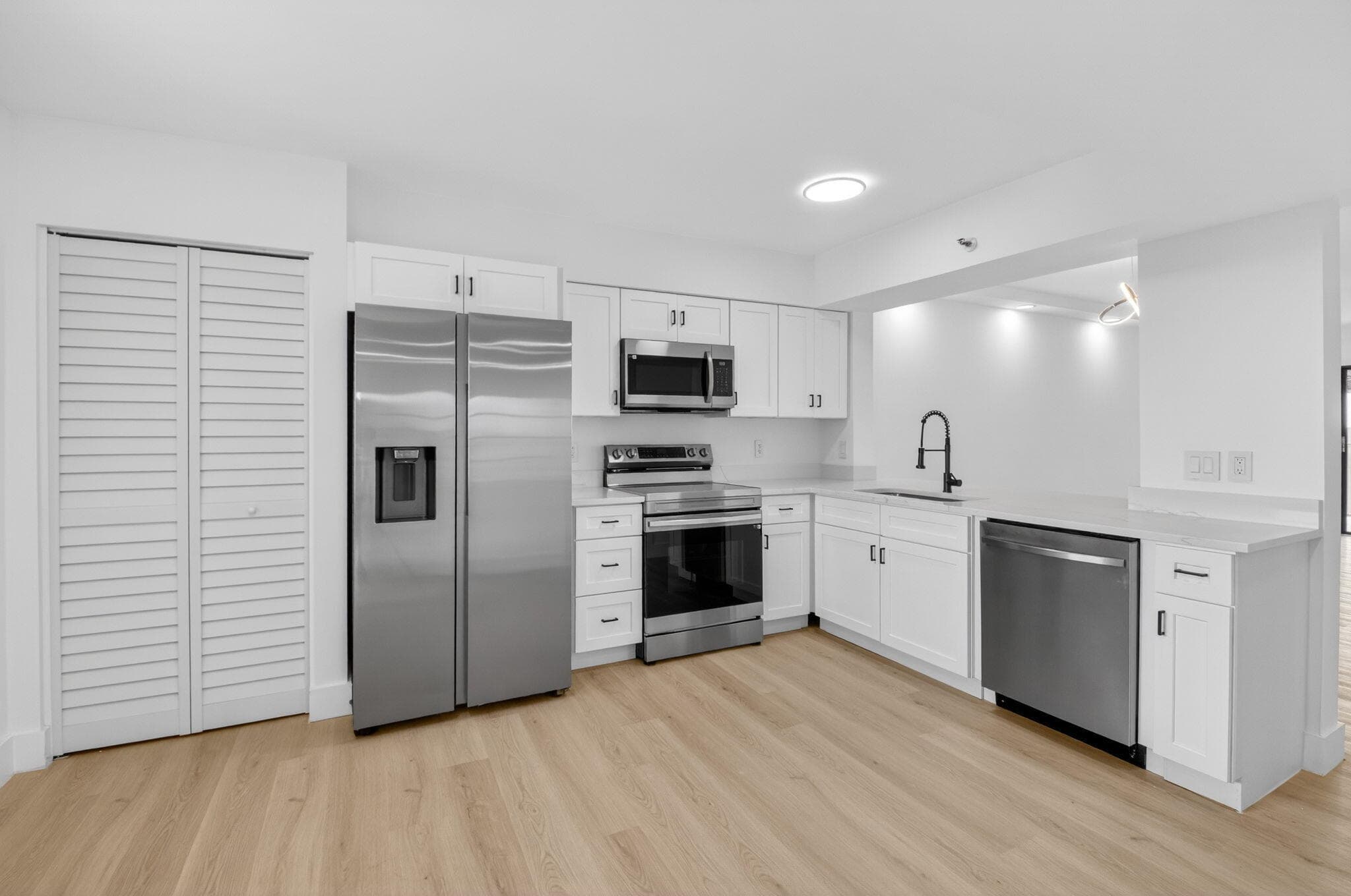 14475 Strathmore Lane 808, Delray Beach, FL 33446 — photo 2 of 76