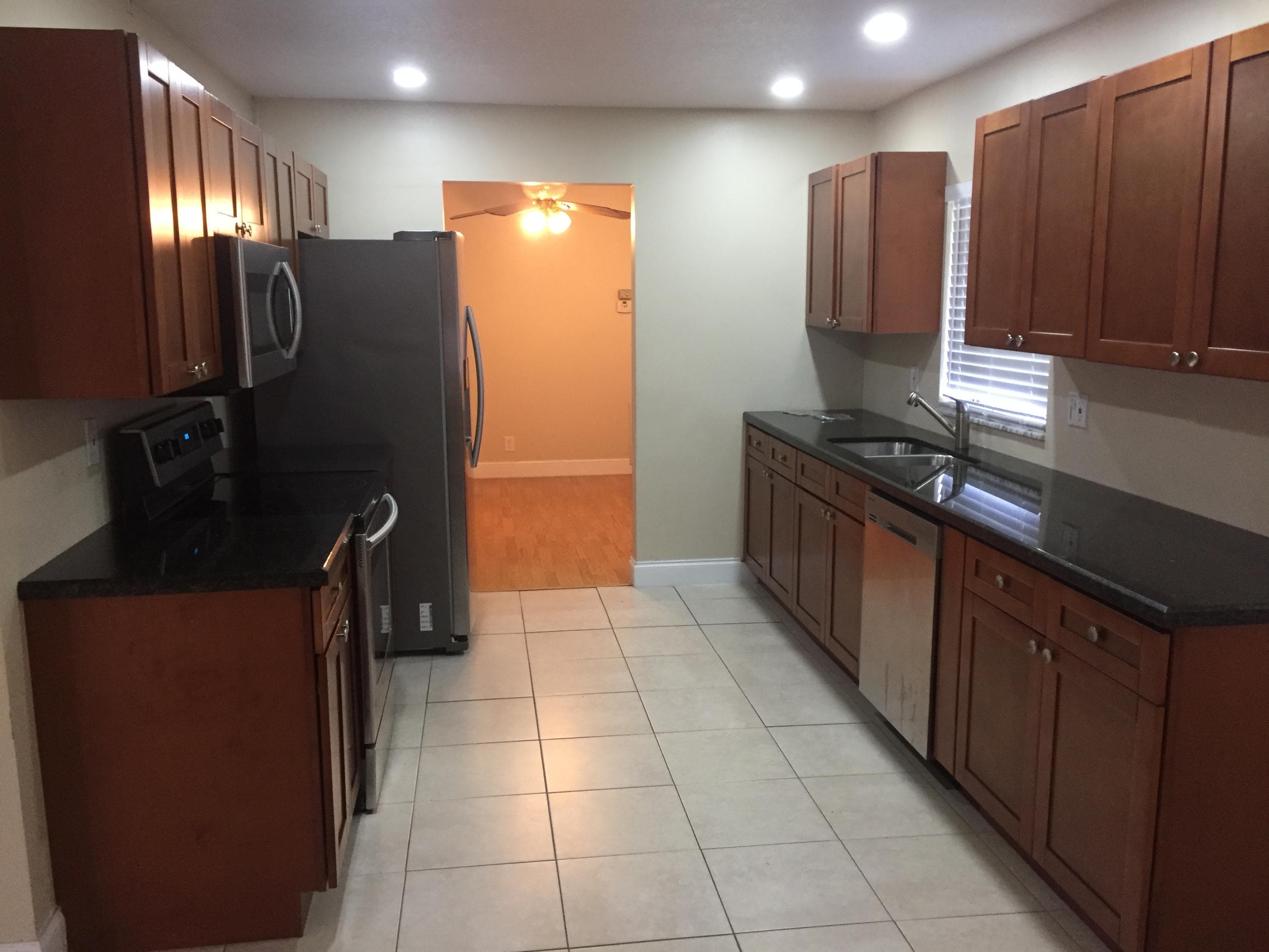 22447 SW 56th Avenue, Boca Raton, FL 33433 — photo 4 of 11