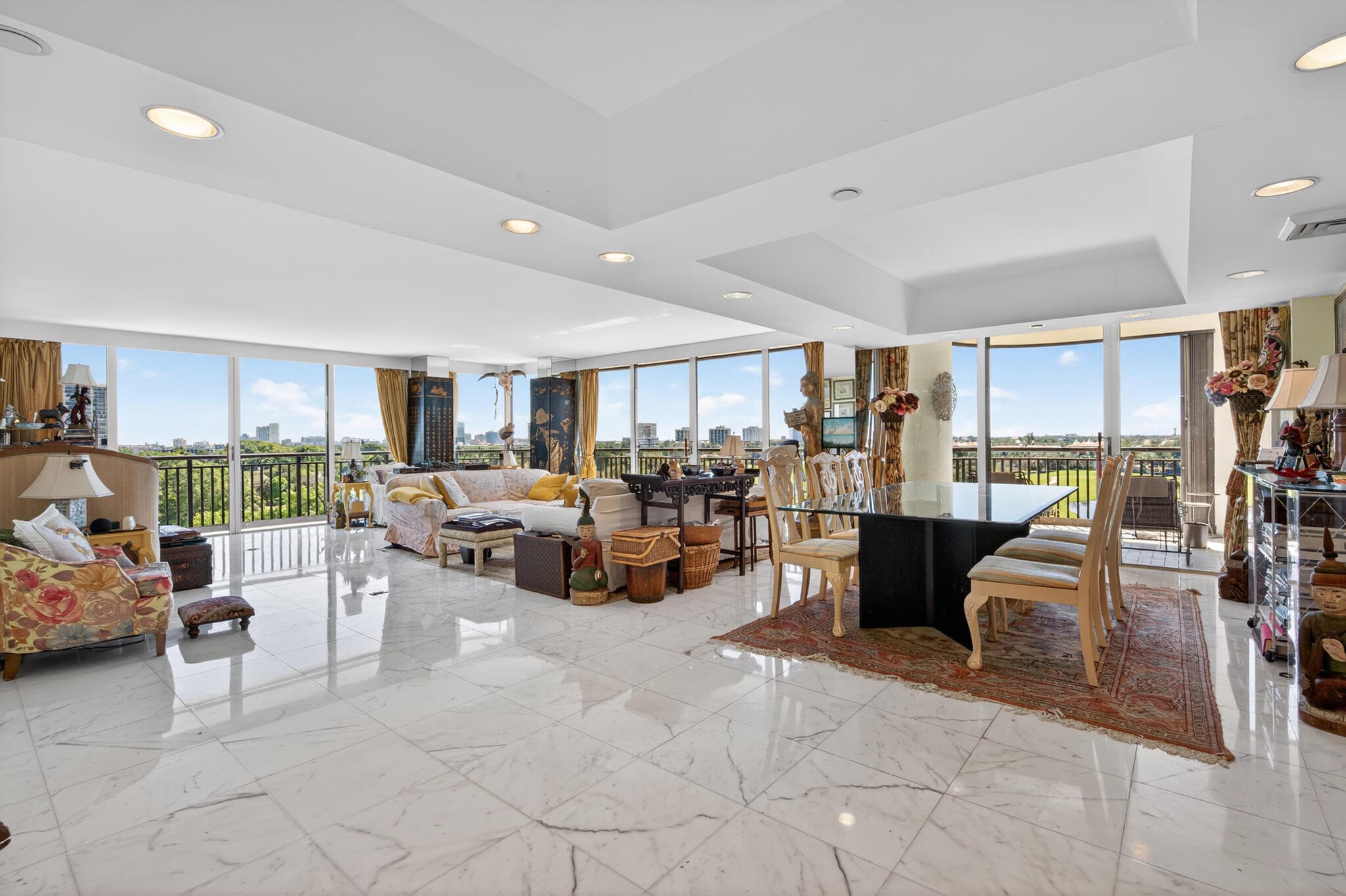 2427 Presidential Way 803, West Palm Beach, FL 33401 — photo 4 of 31