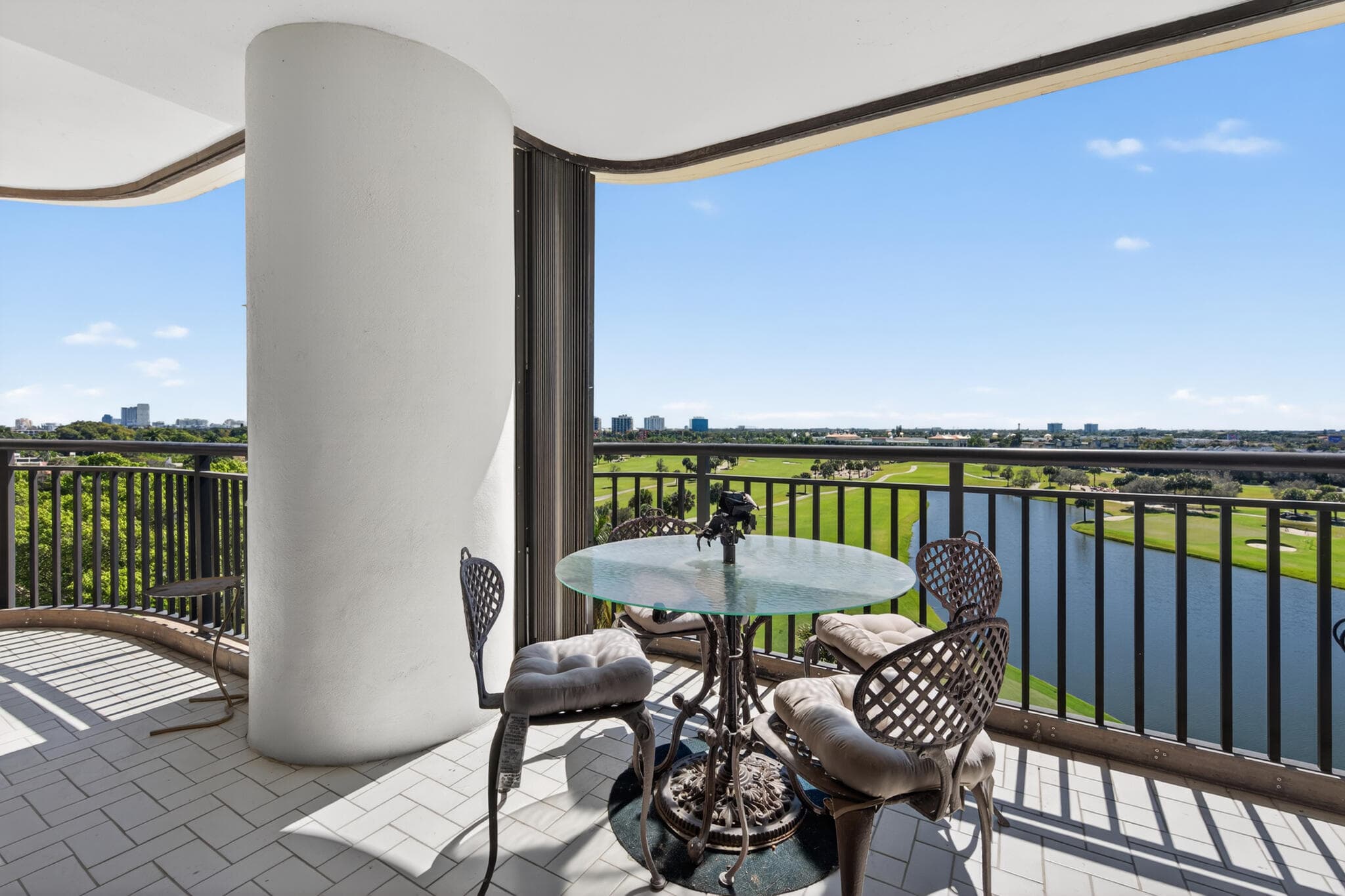 2427 Presidential Way 803, West Palm Beach, FL 33401 — photo 22 of 31