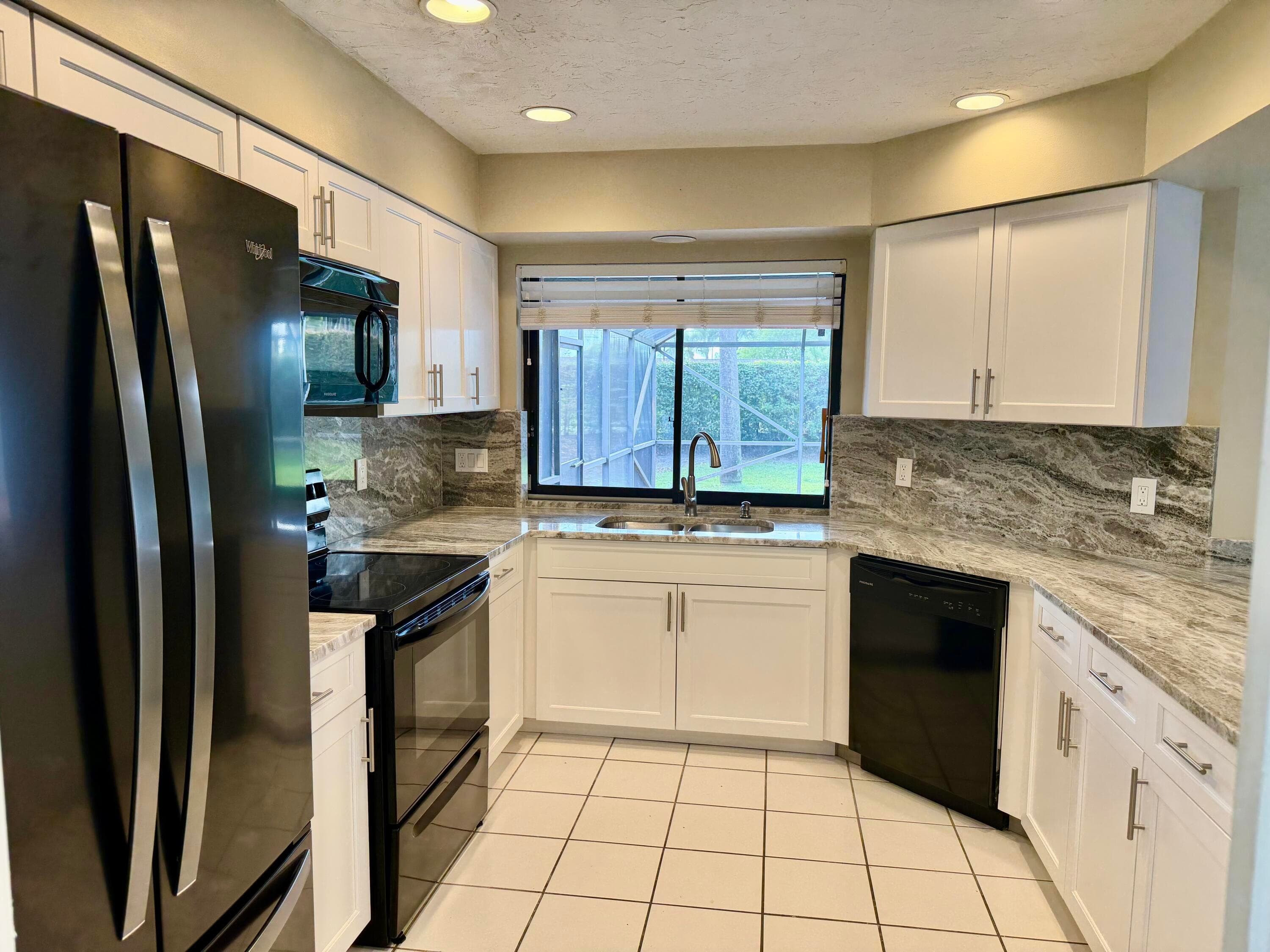 13427 Kingsbury Drive, Wellington, FL 33414 — photo 3 of 25