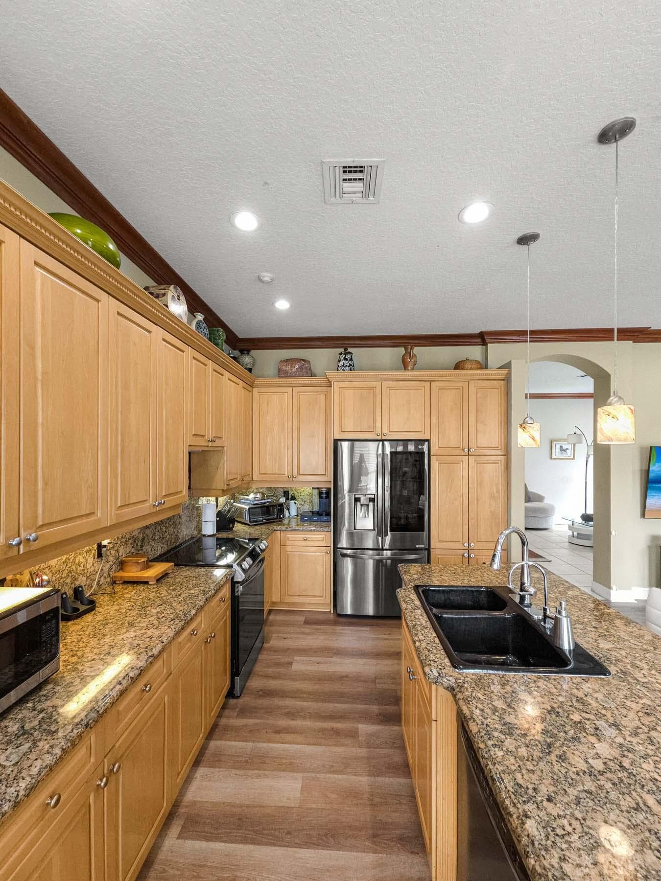 5058 Glenville Drive, Boynton Beach, FL 33437 — photo 14 of 78