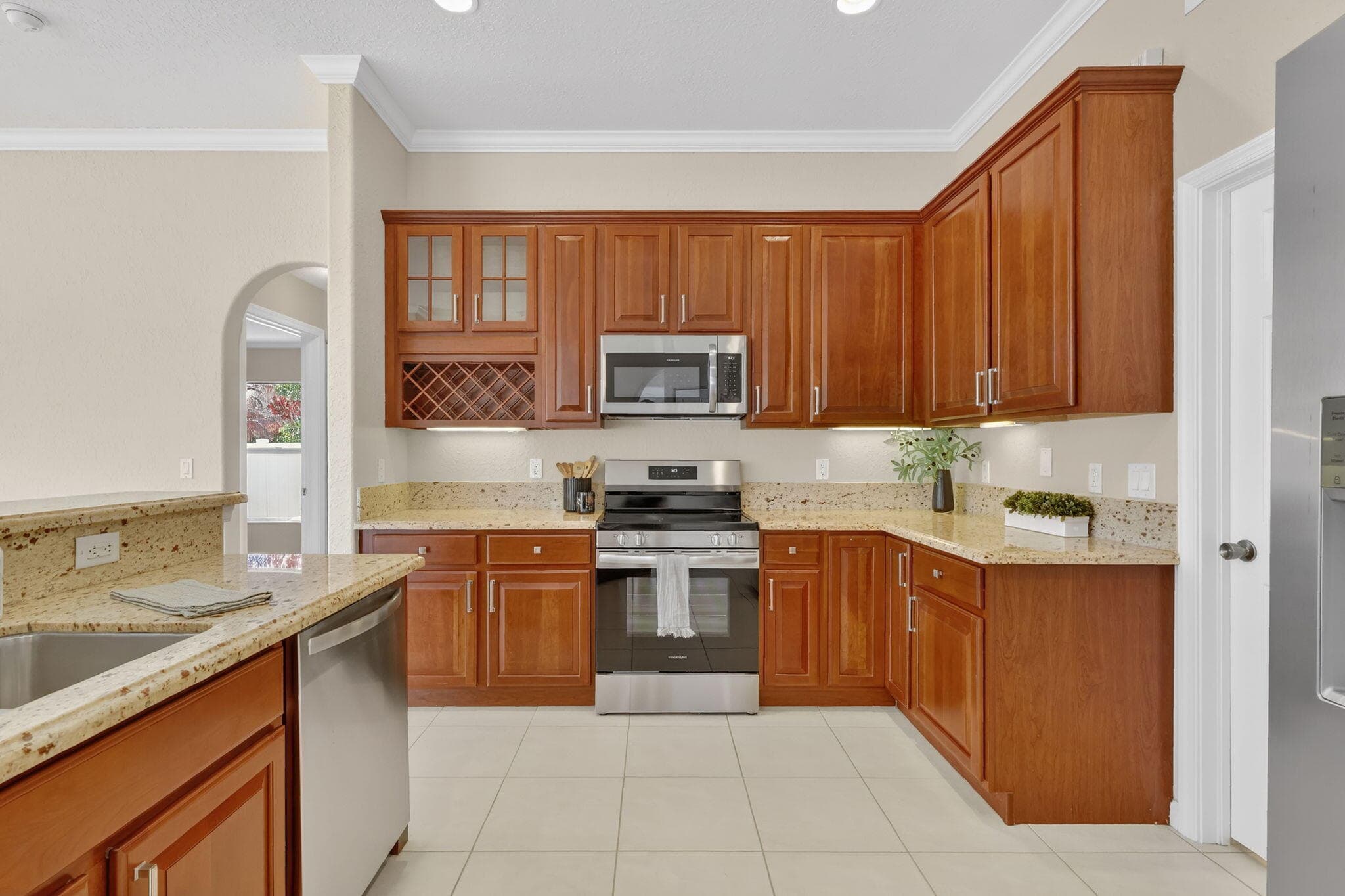 2846 SE Eagle Drive, Port St. Lucie, FL 34984 — photo 5 of 43