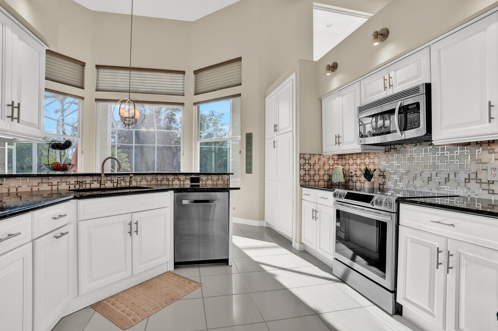 142 Corinthian Circle, Jupiter, FL 33458 — photo 15 of 56