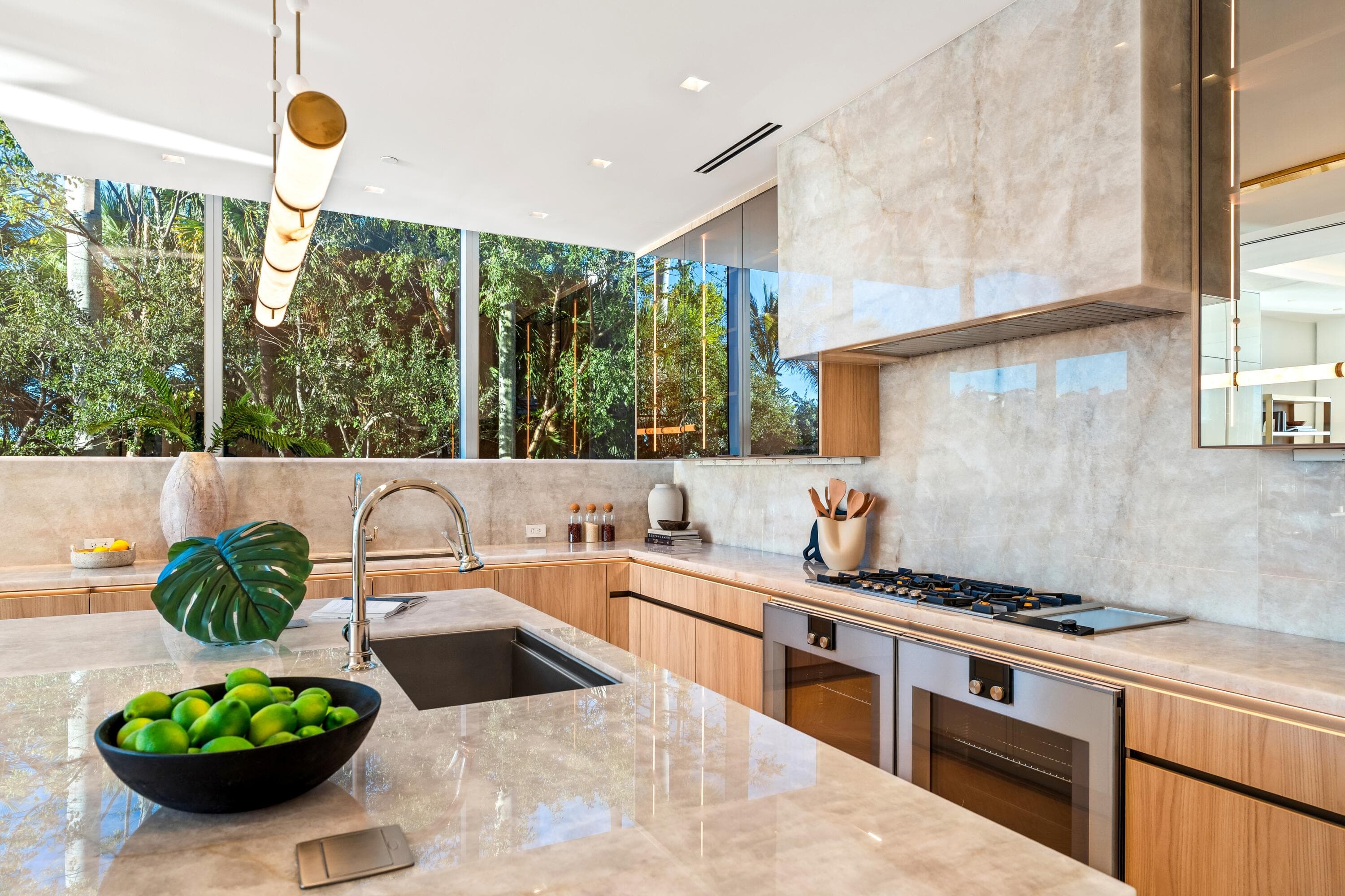 725 S Ocean Boulevard 101, Boca Raton, FL 33432 — photo 16 of 65