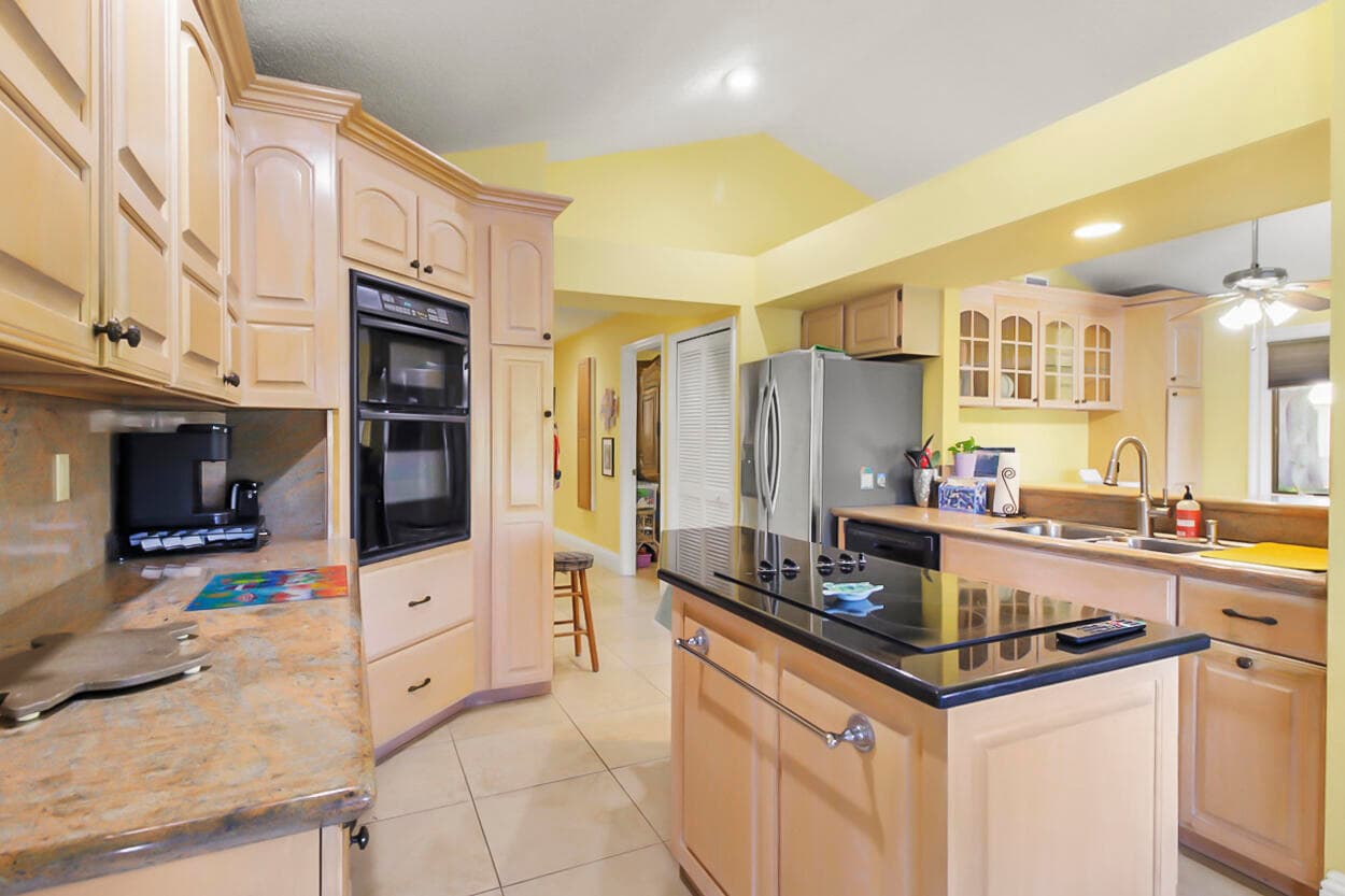 10691 SE Jupiter Narrows Drive, Hobe Sound, FL 33455 — photo 7 of 53