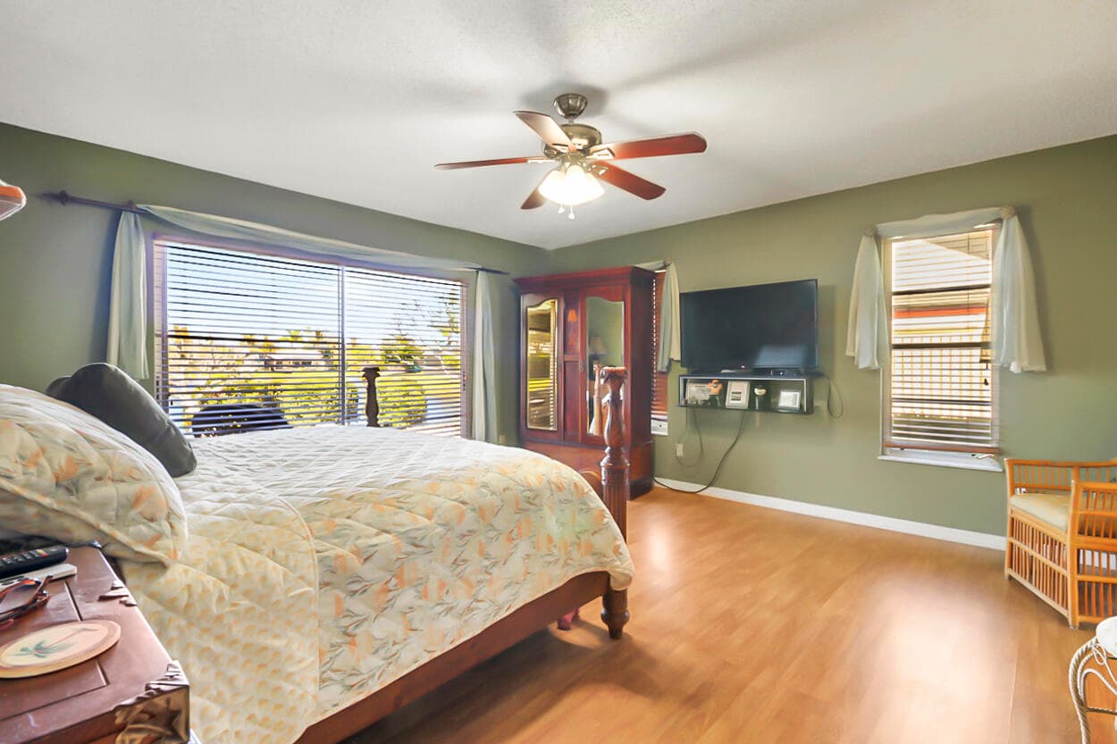 10691 SE Jupiter Narrows Drive, Hobe Sound, FL 33455 — photo 17 of 53